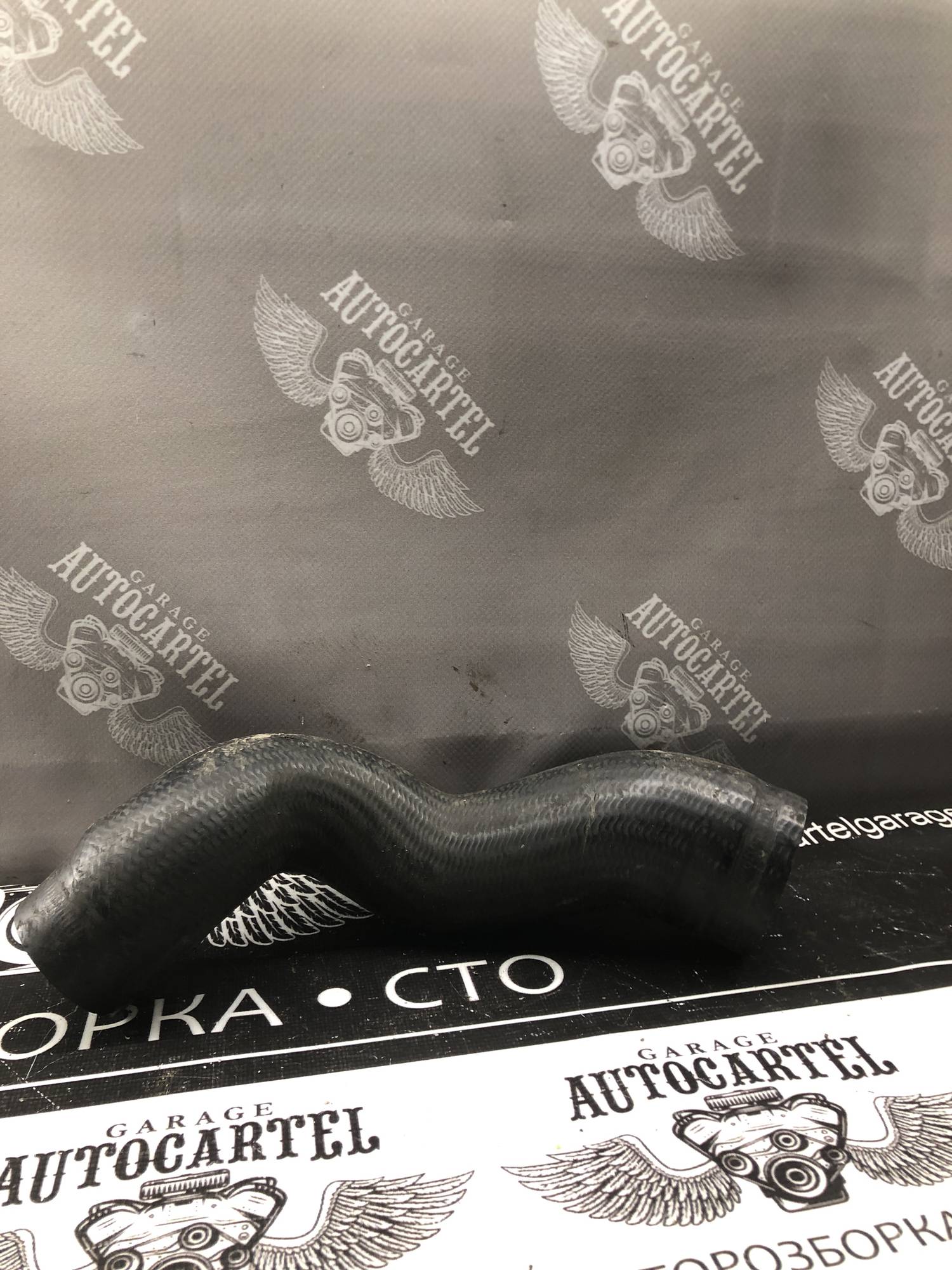 55559701 Патрубок інтеркуллера Opel 2.0