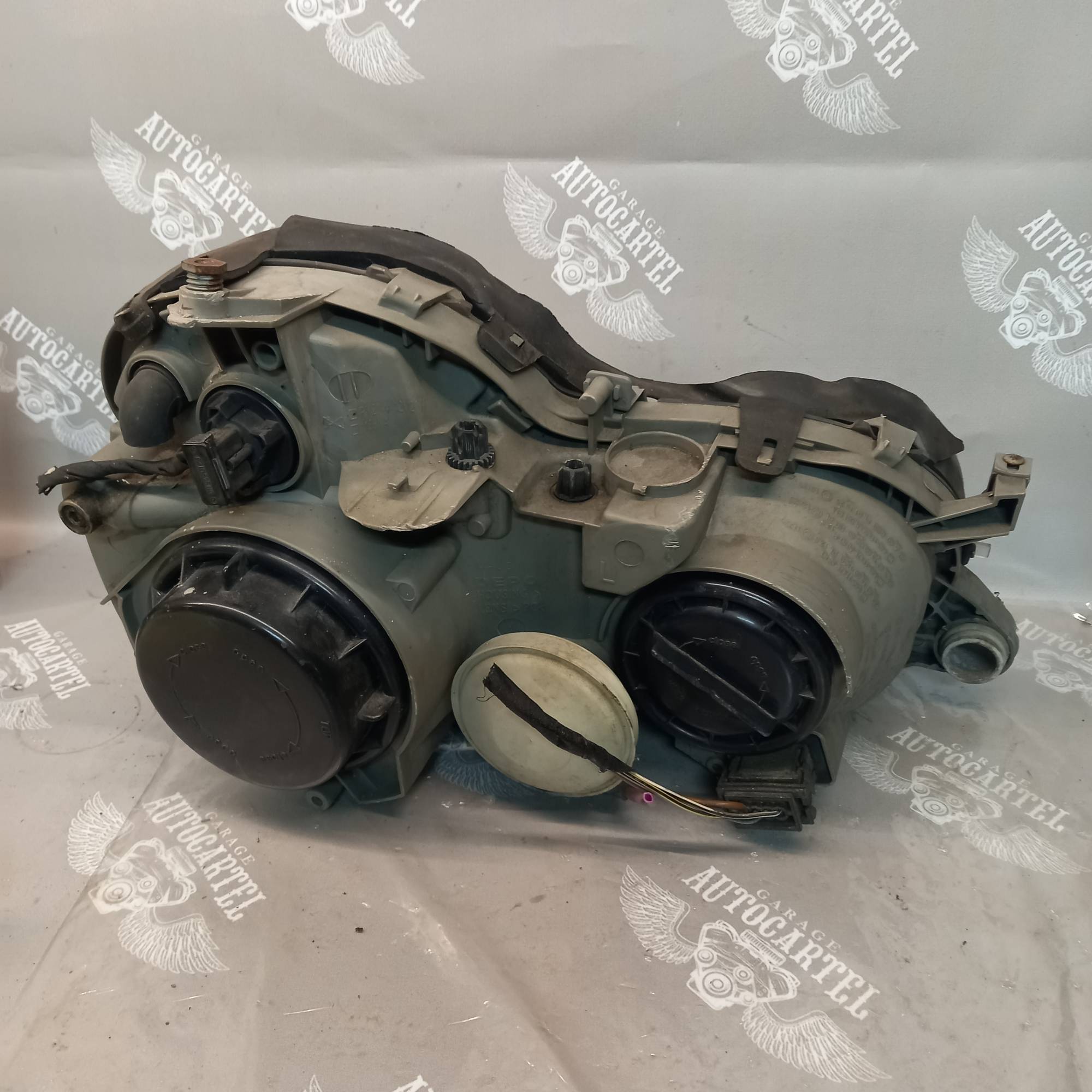 Фара ліва MERCEDES-BENZ CLK (C208) 08-440-1145l a2088200161