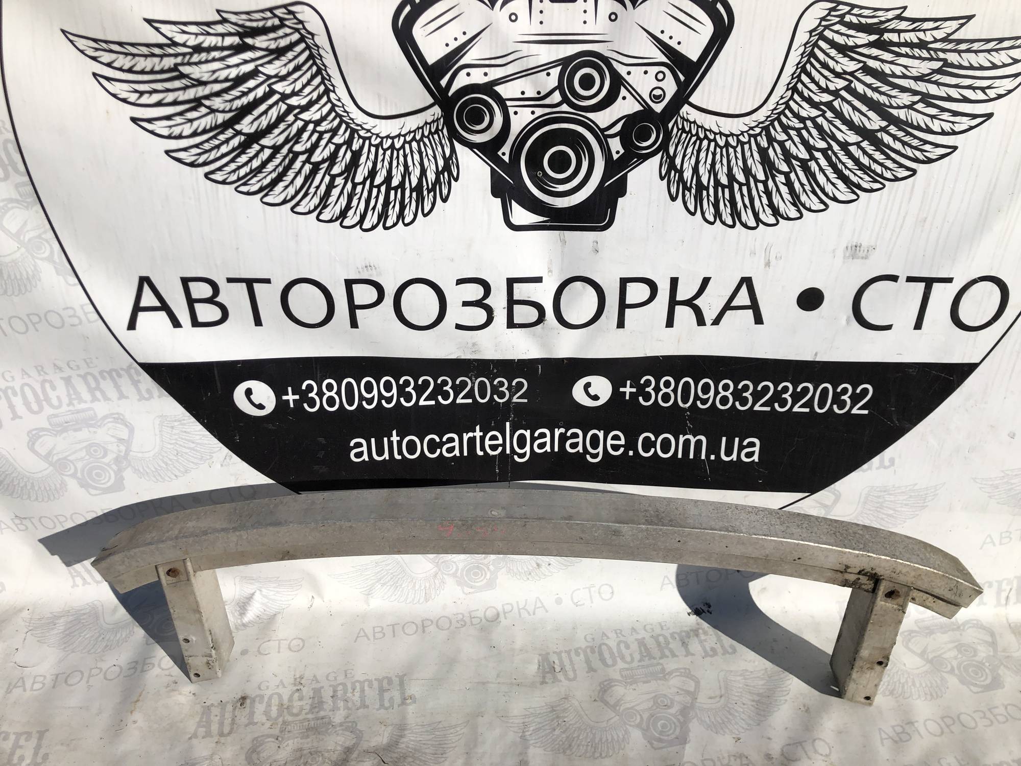 Підсилювач заднього бампера AUDI A6 2004-2011 4F0807313, 4F0807313D
