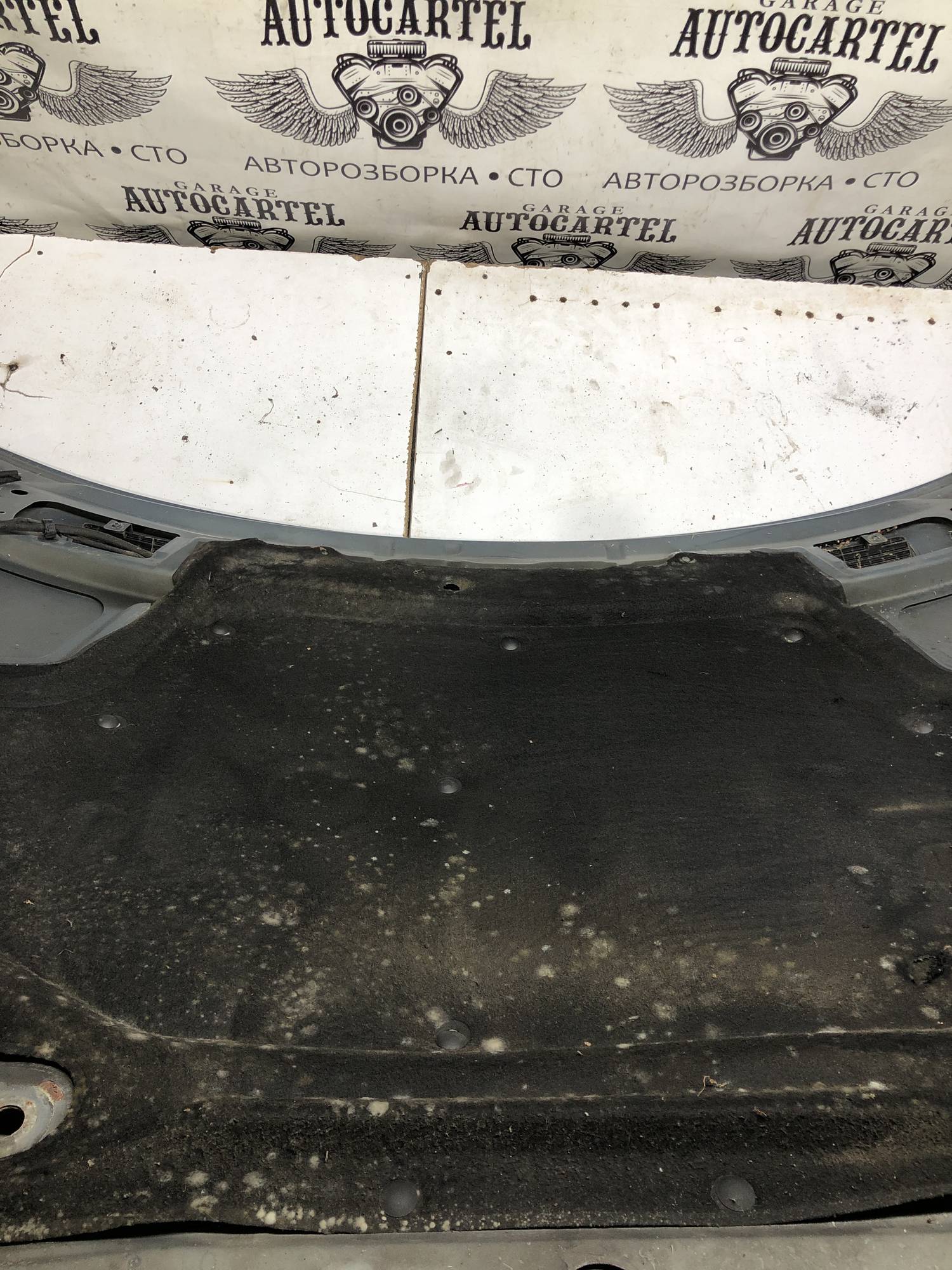 Капот передній Mercedes C W203 2000-2007 21610769