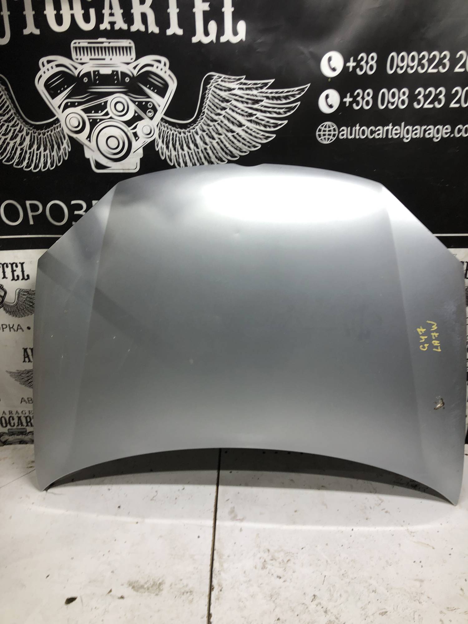 Капот передній Volkswagen Golf 5 2003 - 2009 хетч la7w