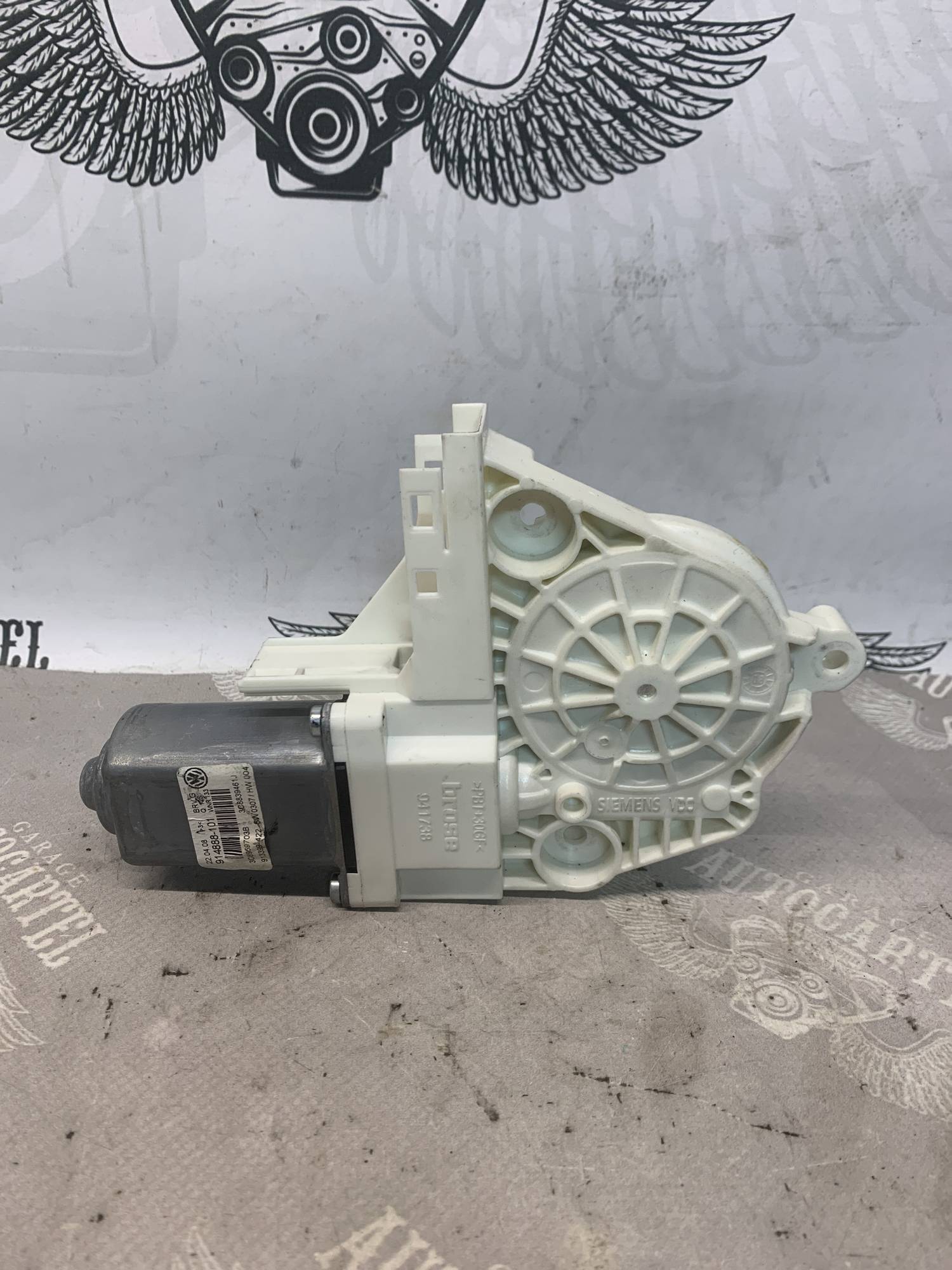 Моторчик склопідйомника задней левой VW Passat CC 3c8959703b