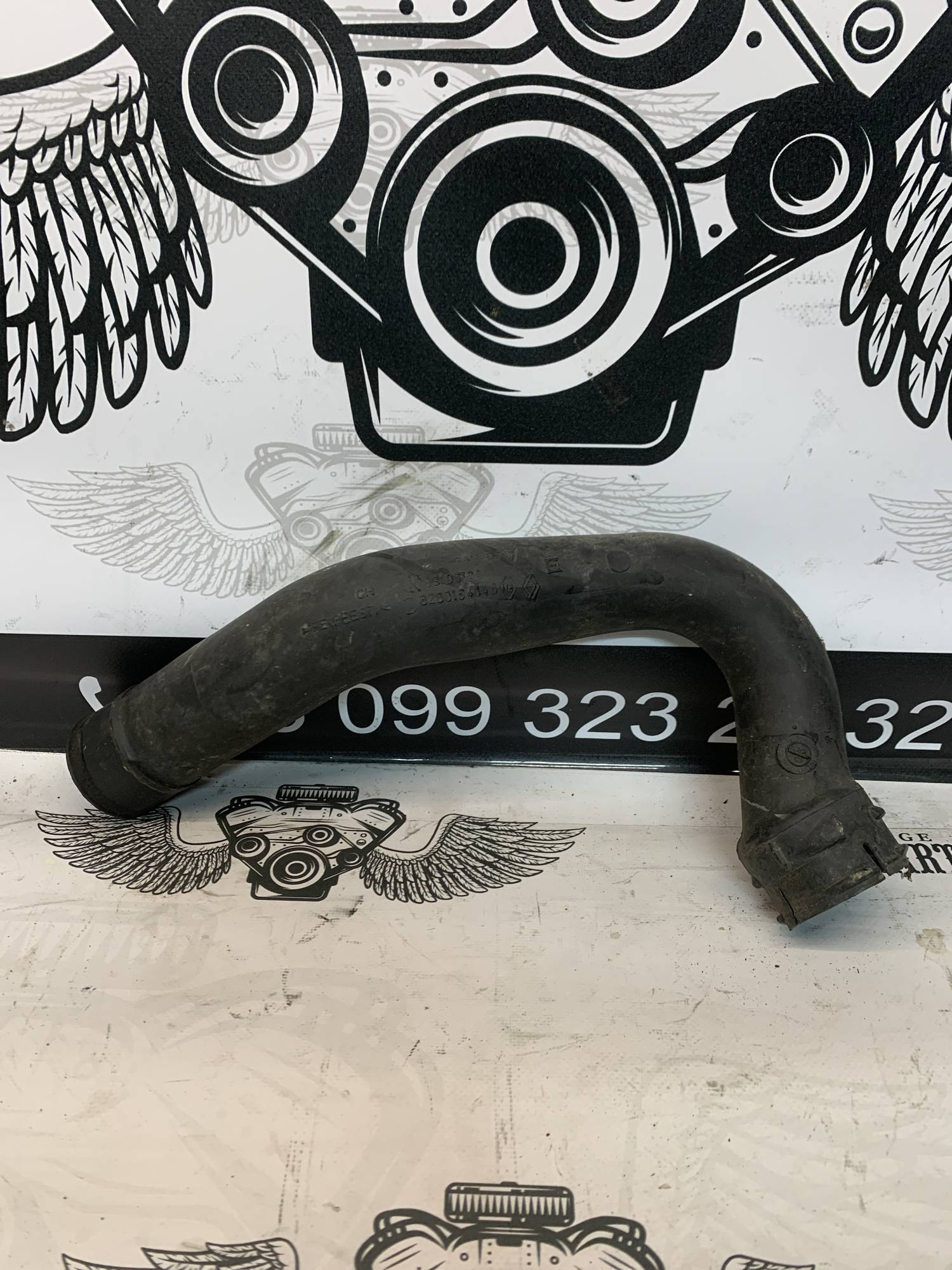 Патрубок інтеркулера від турбіни до радіатора Renault Kangoo 1.5dCi 1998-2008 8200164148
