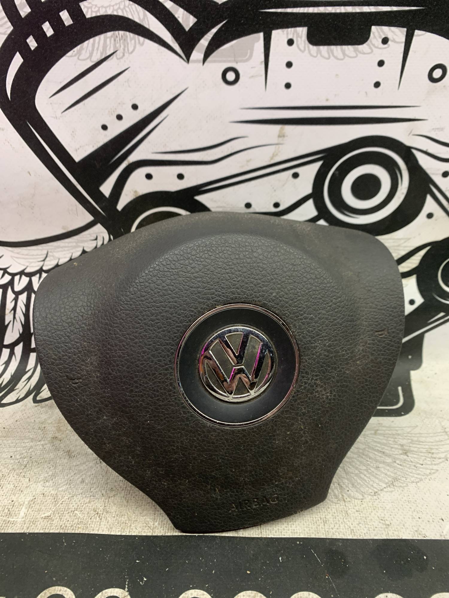 Подушка безпеки водія VW Jetta VI Golf VI 1km880201b