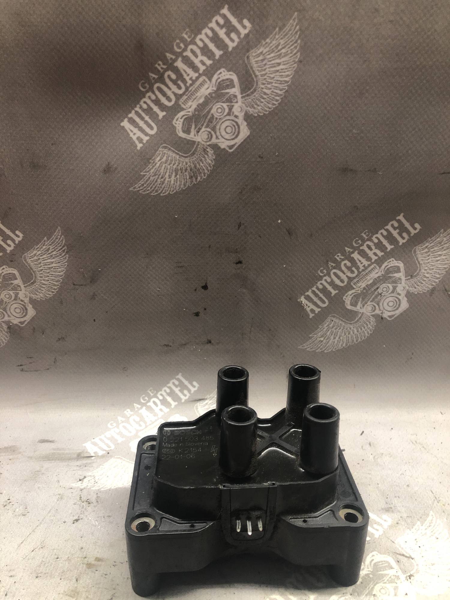 Bosch 0221503485 Котушка запалювання Ford C-max Fiesta Focus Mondeo 1.6-2.0 00-