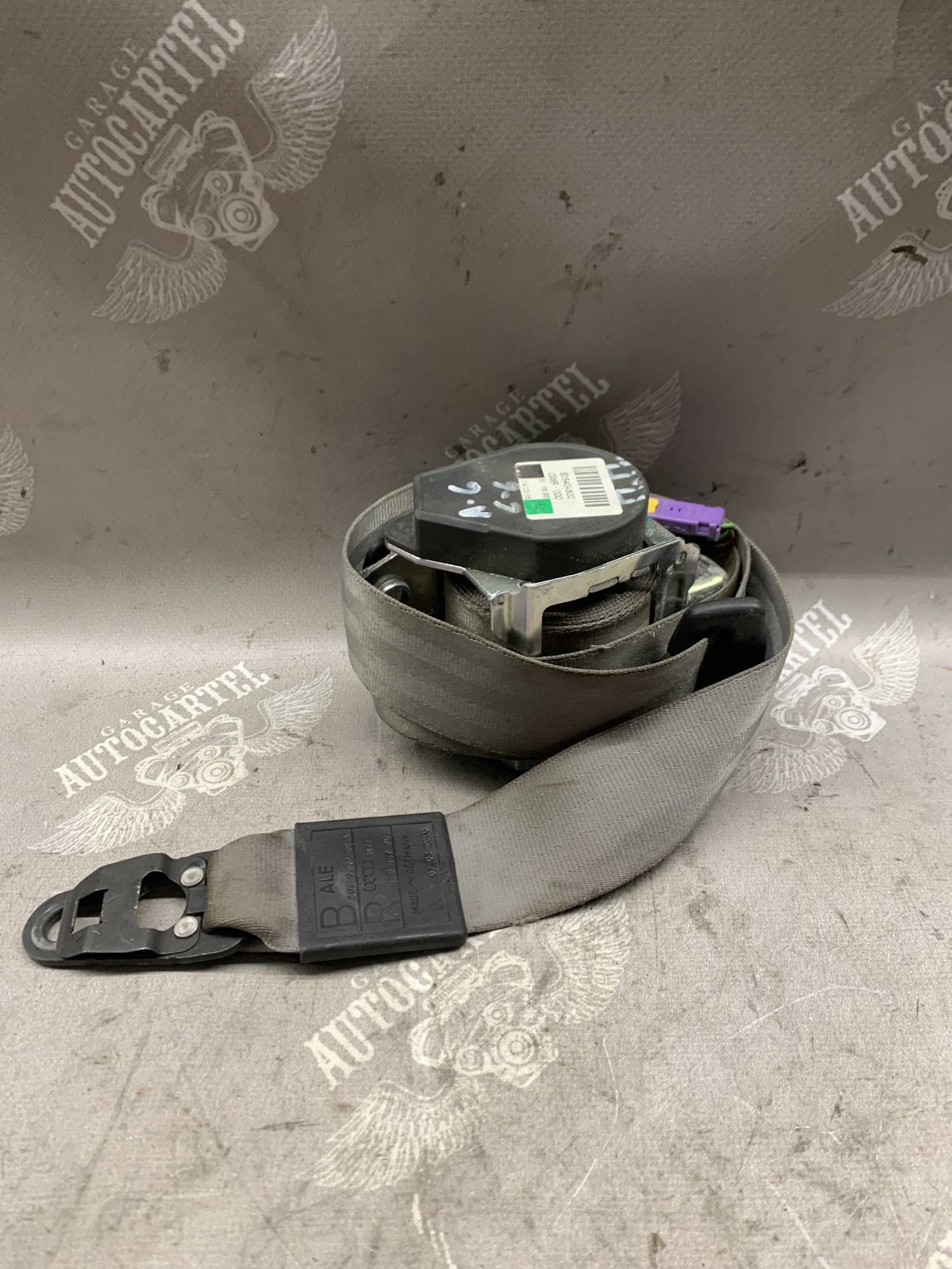 Ремінь безпеки передній правий з піропатр елект Audi A6 C6, 4F0857706