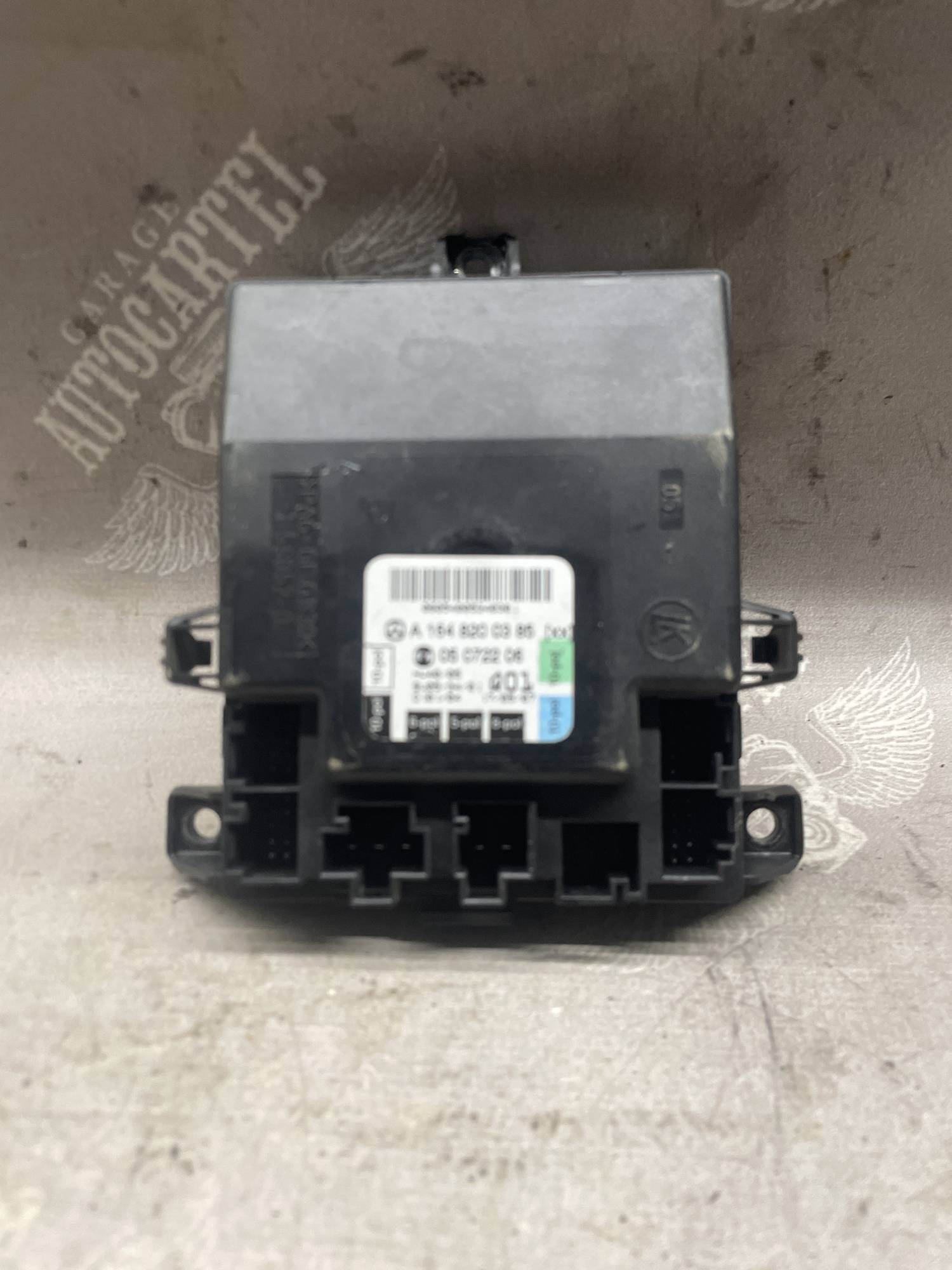 Блок керування передніх лівих дверей Mercedes ML W164 a1648200385
