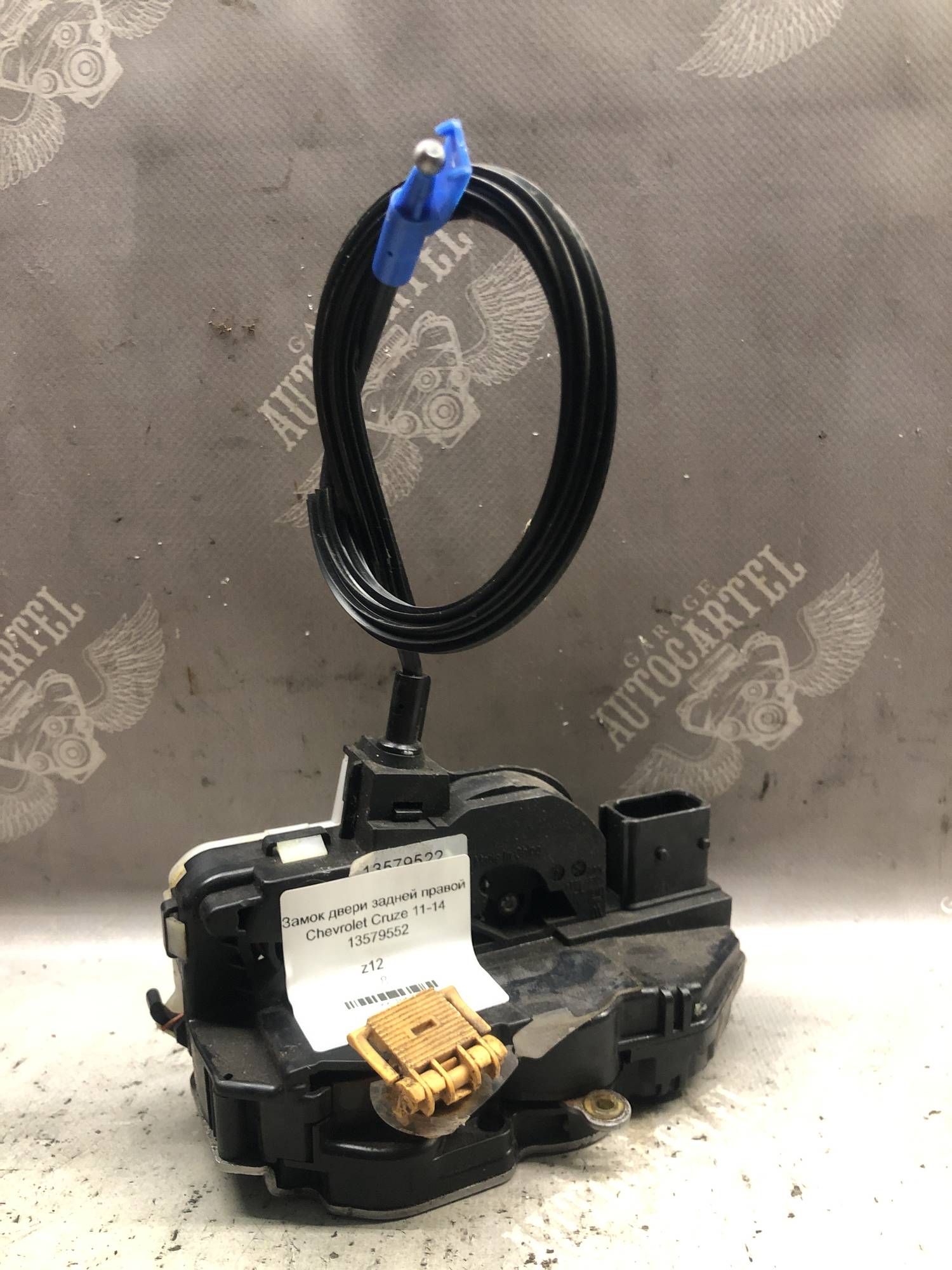 Замок двери задней правой Chevrolet Cruze 11-14 13579552