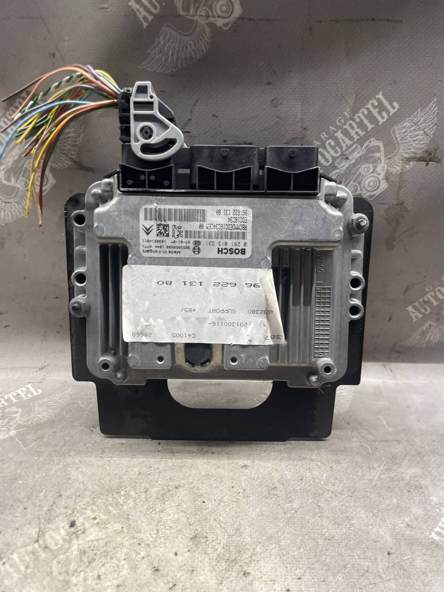 Блок керування двигуном CITROEN C4 Peugeot 307 1.6HDi 9662213180