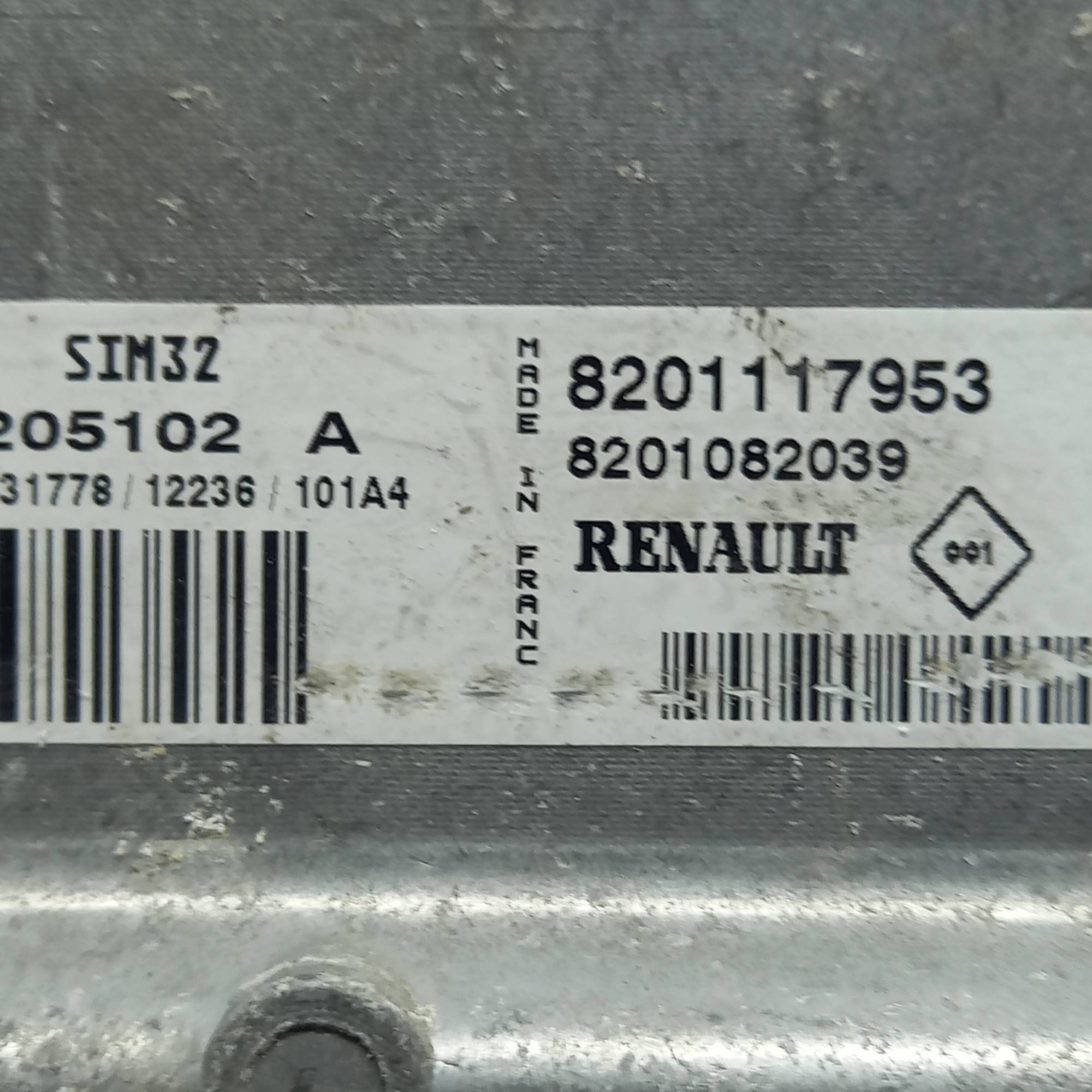 Блок управління двигуном DACIA LOGAN 2008-2012 1,2 MPI 16V, 8201117953