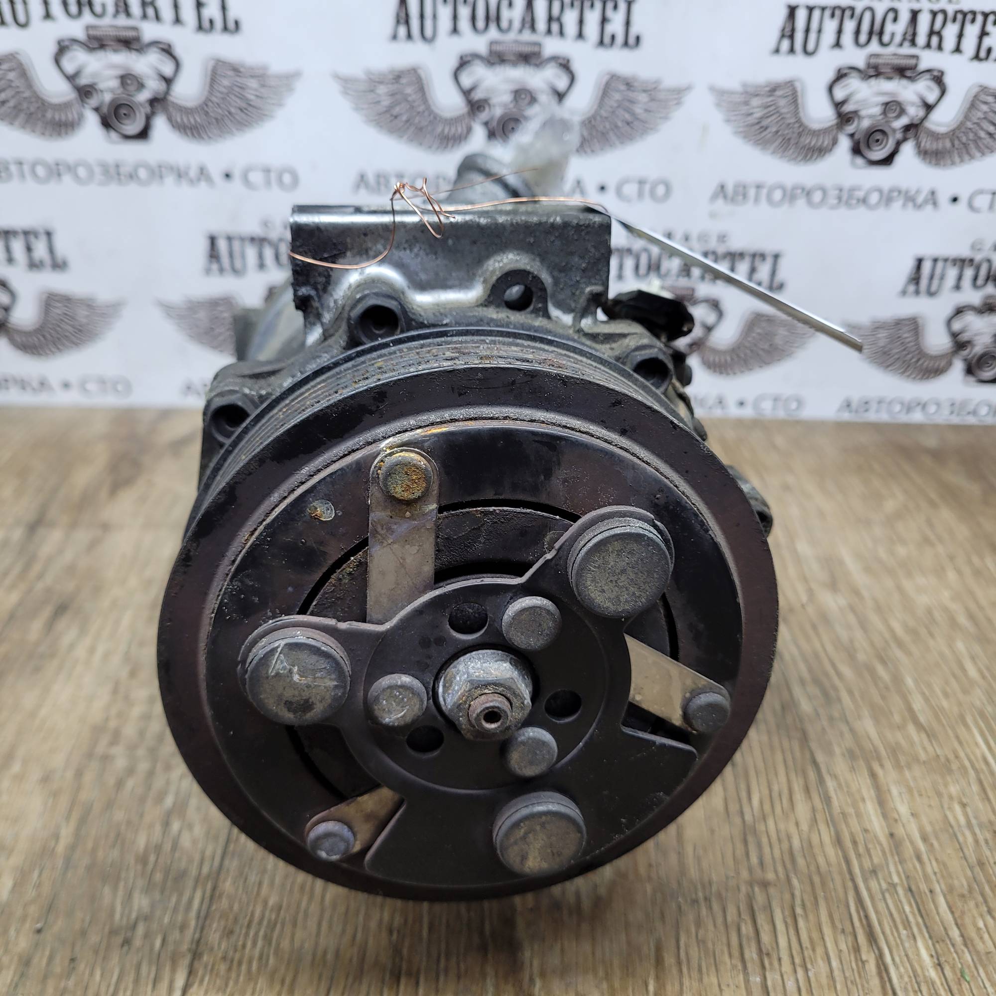 Компресор кондиціонера Opel Vectra 2.2dti (C) 2002-2008 13171593