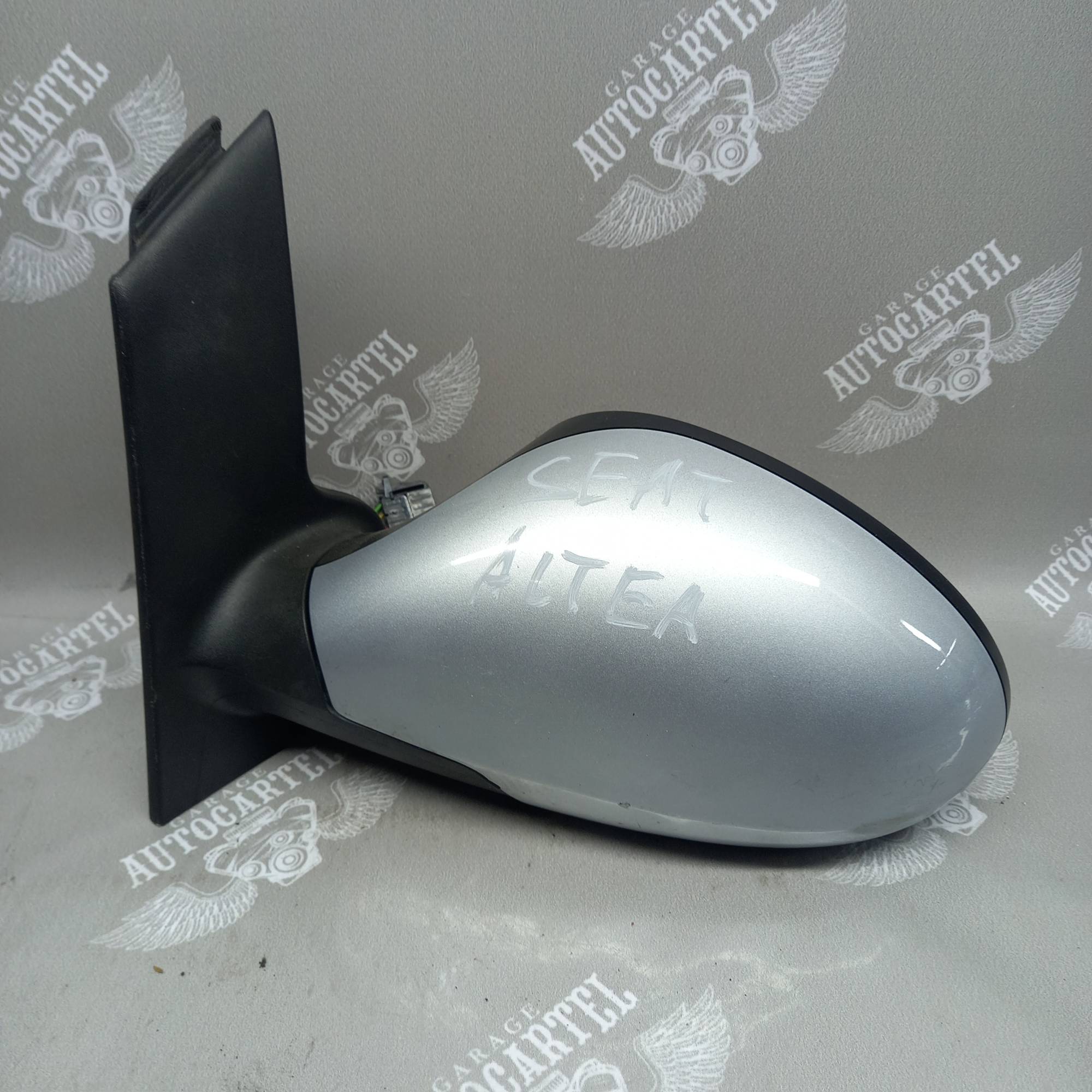 014142 Дзеркало ліве Seat Altea 5pin 21352218