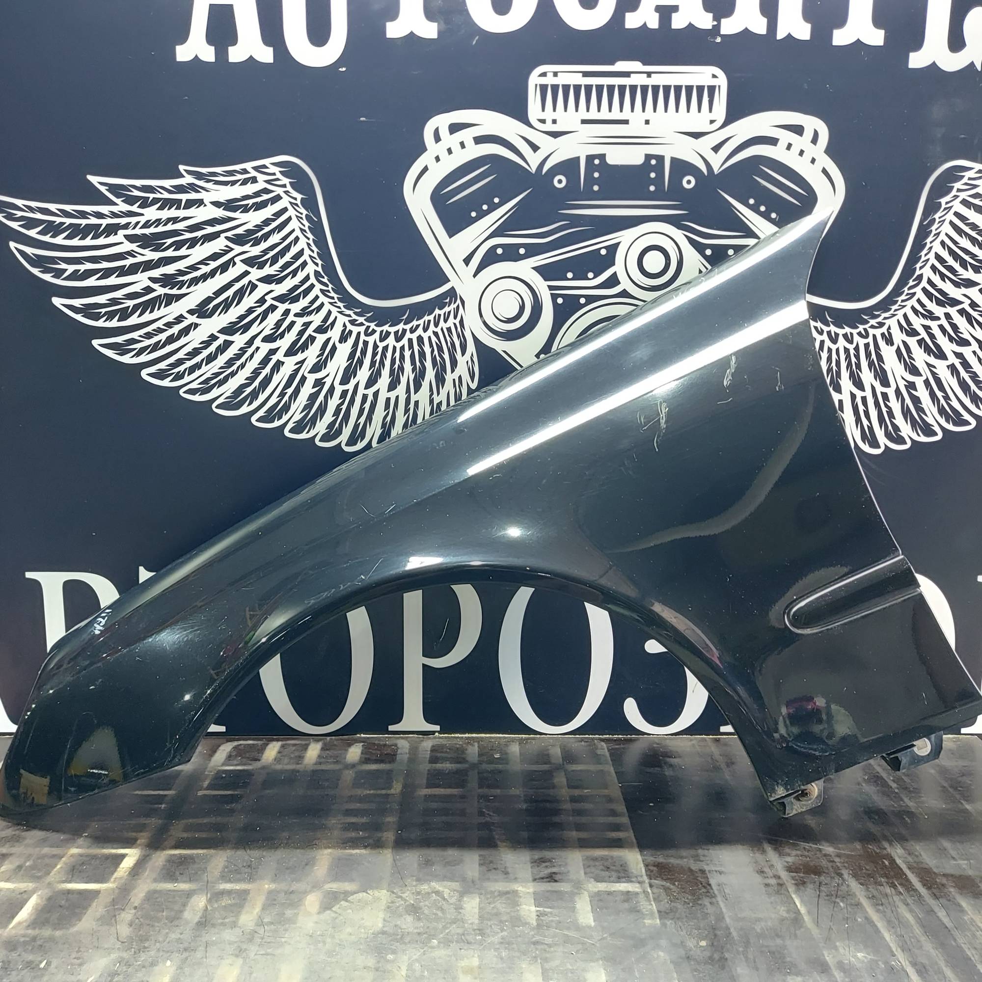 Крило ліве Mercedes E-Class W211 2003-2009 21394935