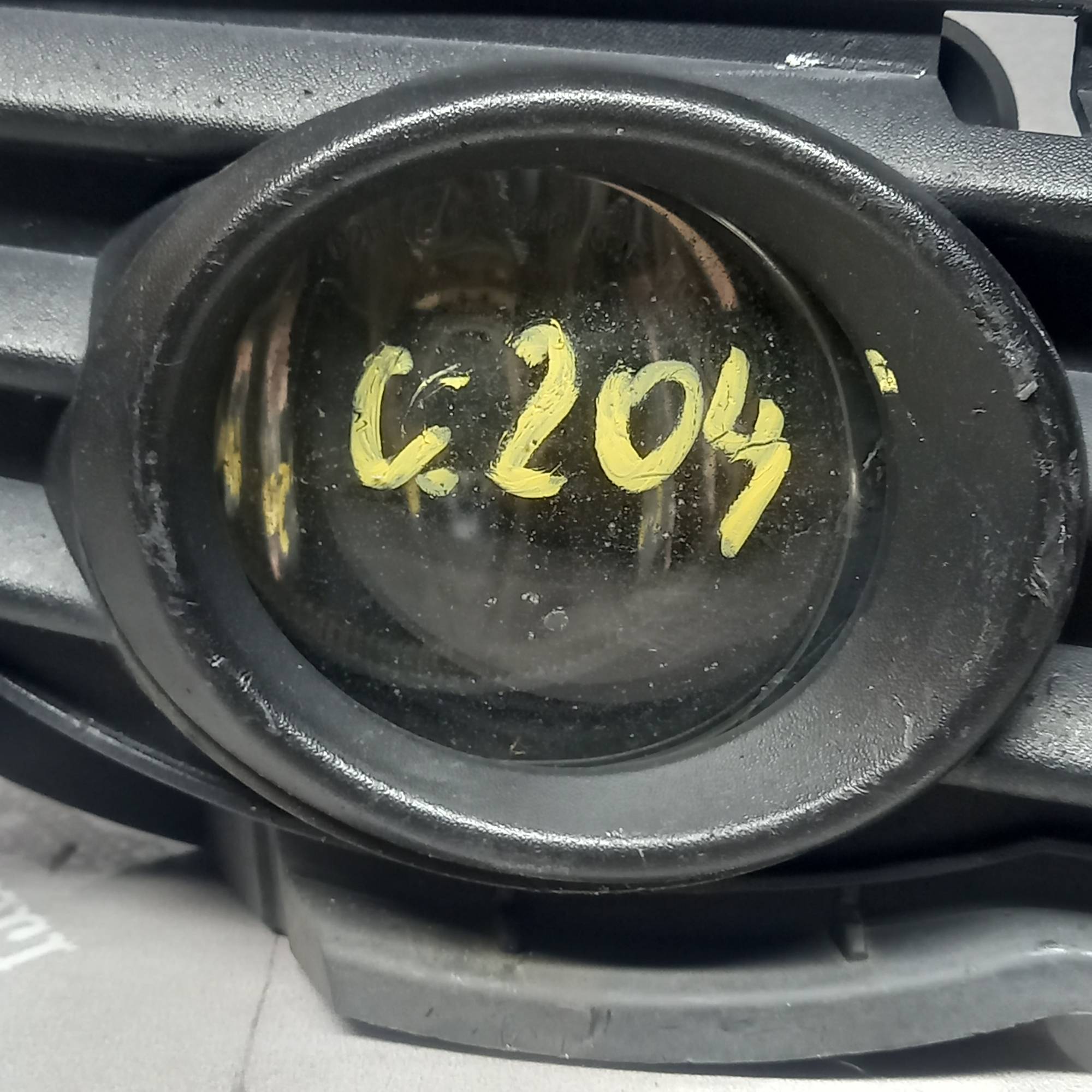 Фара протитуманна права Mercedes A-class (W169) 2004-2012 a2518200856