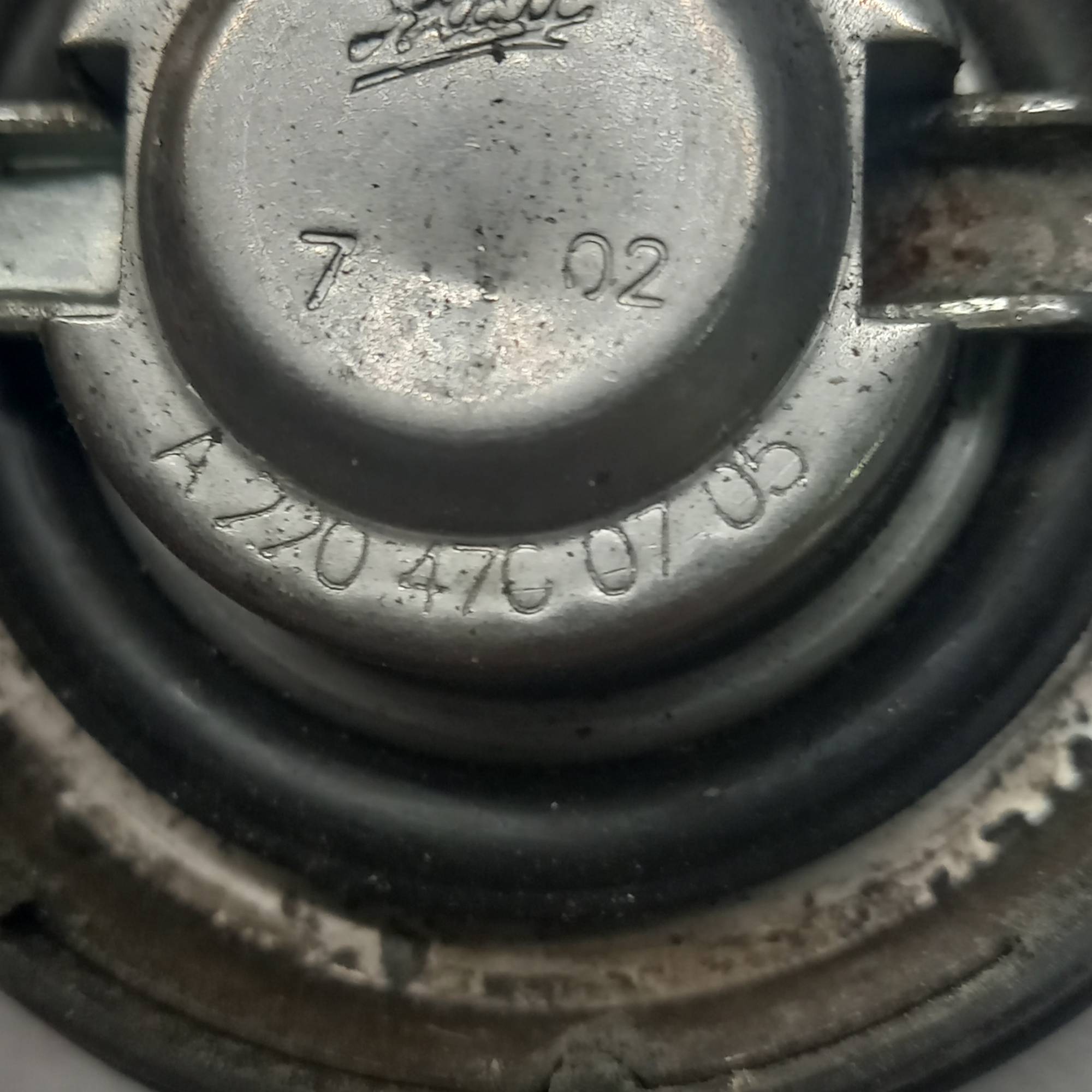 Кришка паливного бака дизель Mercedes-Benz E-Class W212 09-16 a2204700705, 21457135