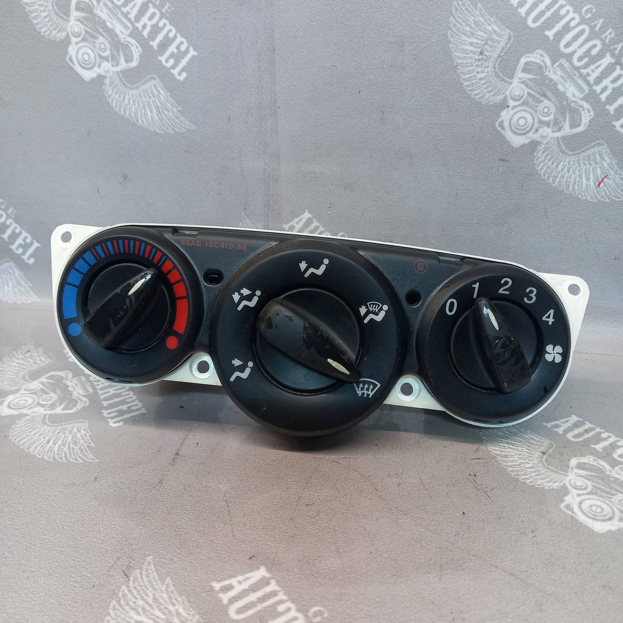 Блок управління пічкою Ford Transit Connect 98ab18c419