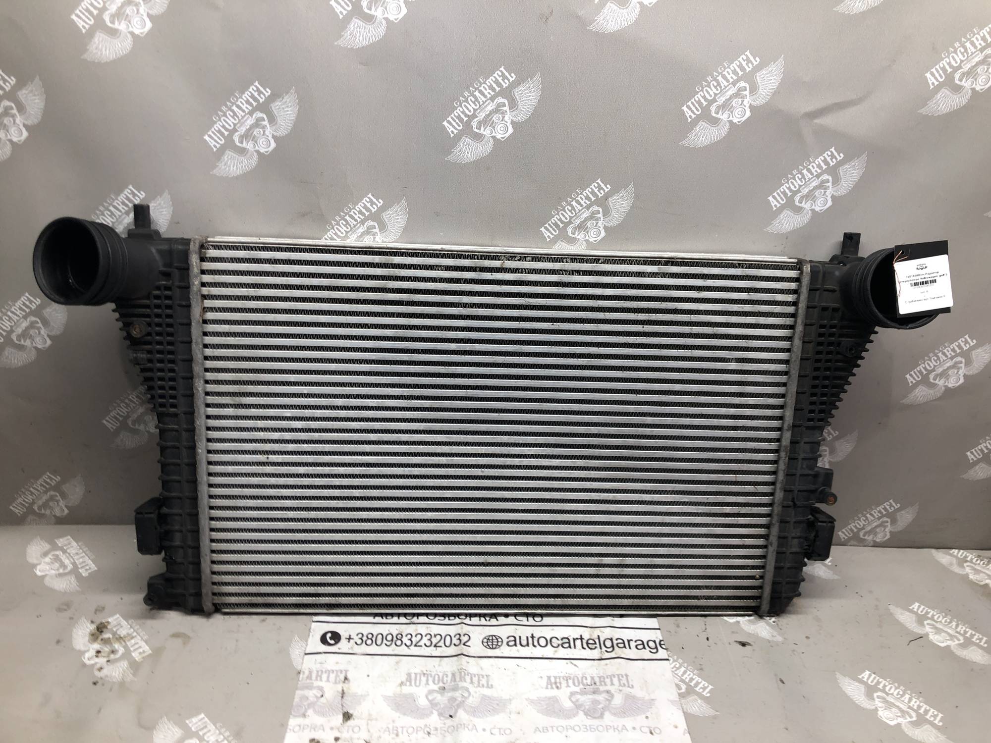 1k0145803m Радіатор інтеркуллера Volkswagen golf 5