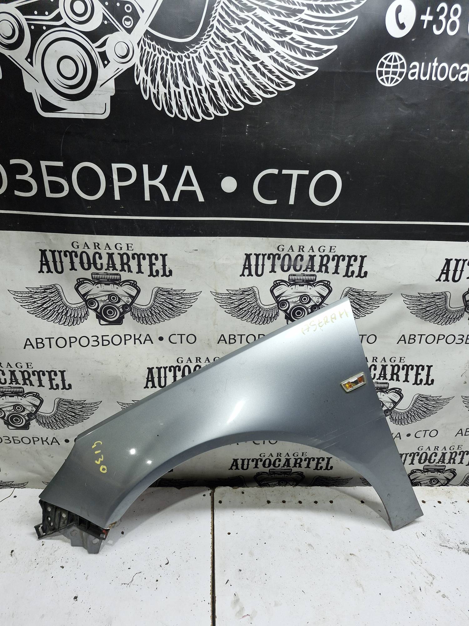 Крило переднє ліве Opel Insignia 21610387