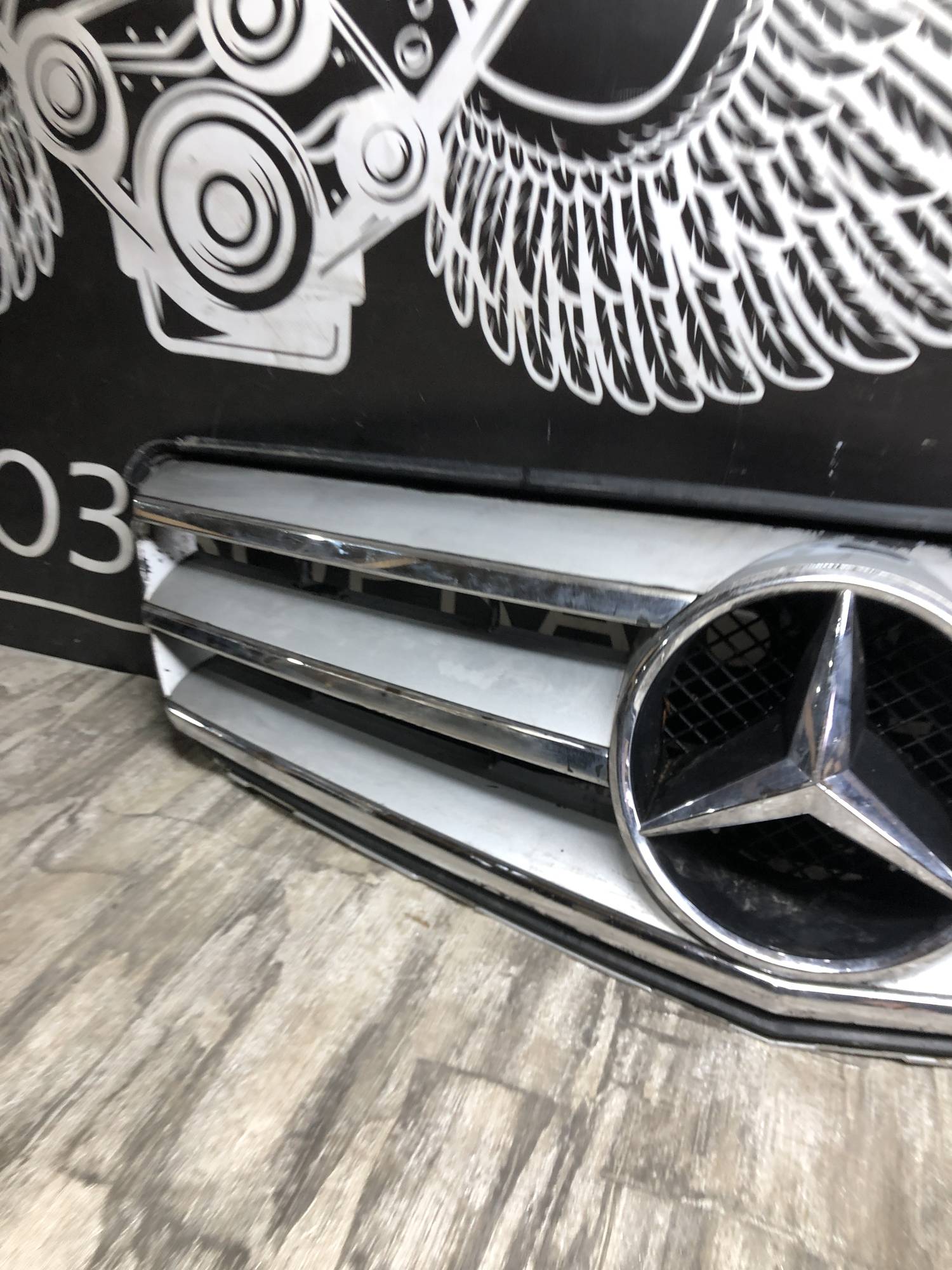 a2048800023 Решітка радіатора Mercedes C W204 2007—2014 c class