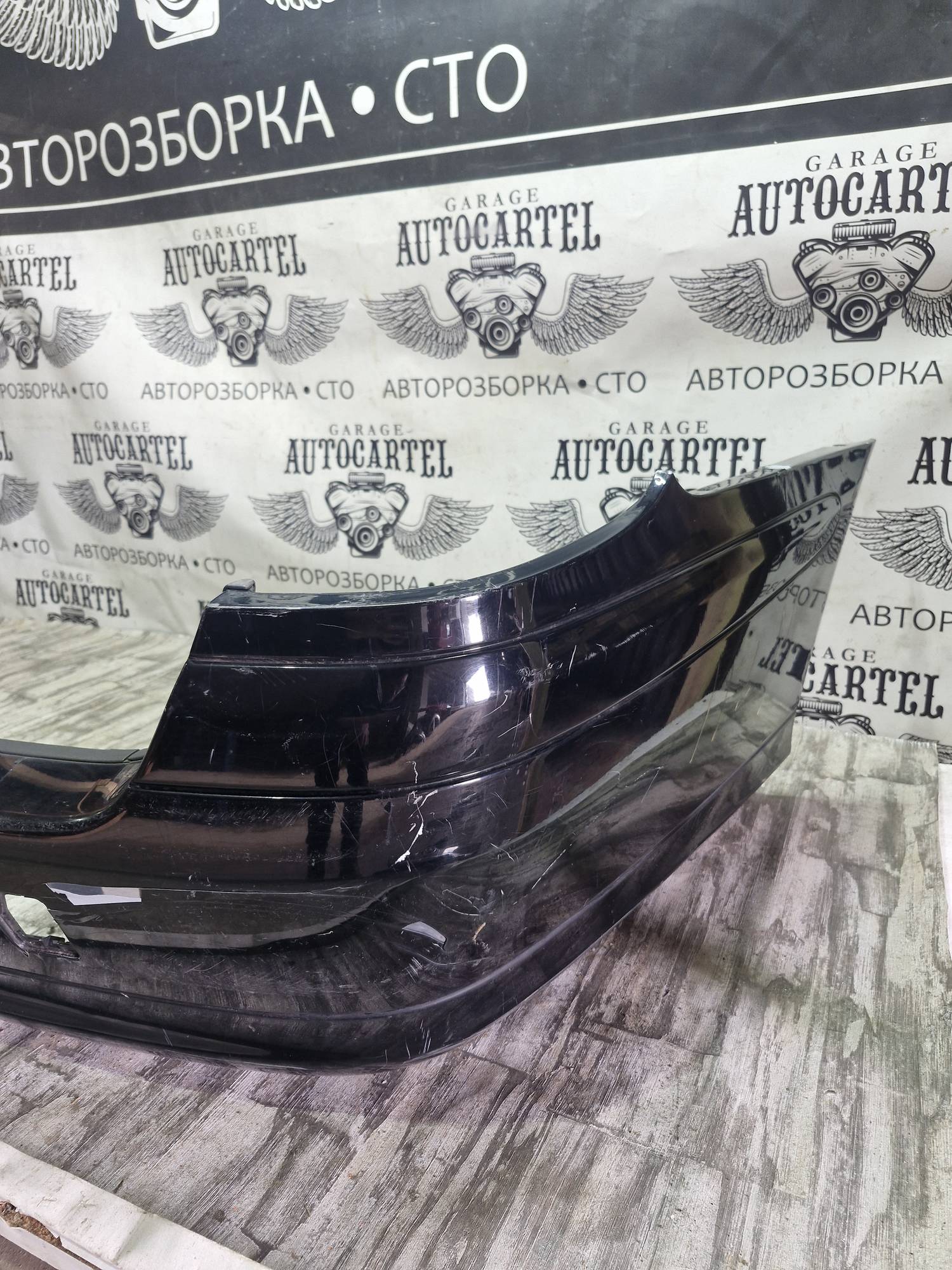 Бампер задній Mercedes E W211 2003-2009 universal 21638909