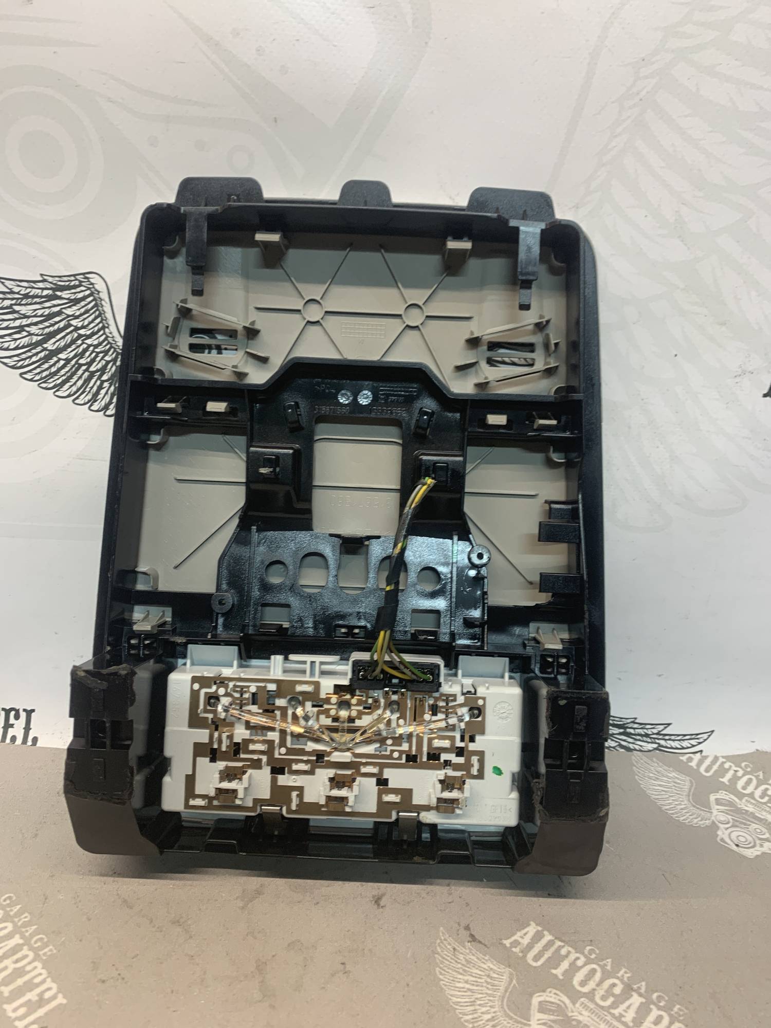 Плафон передній салону Opel Insignia 13339682