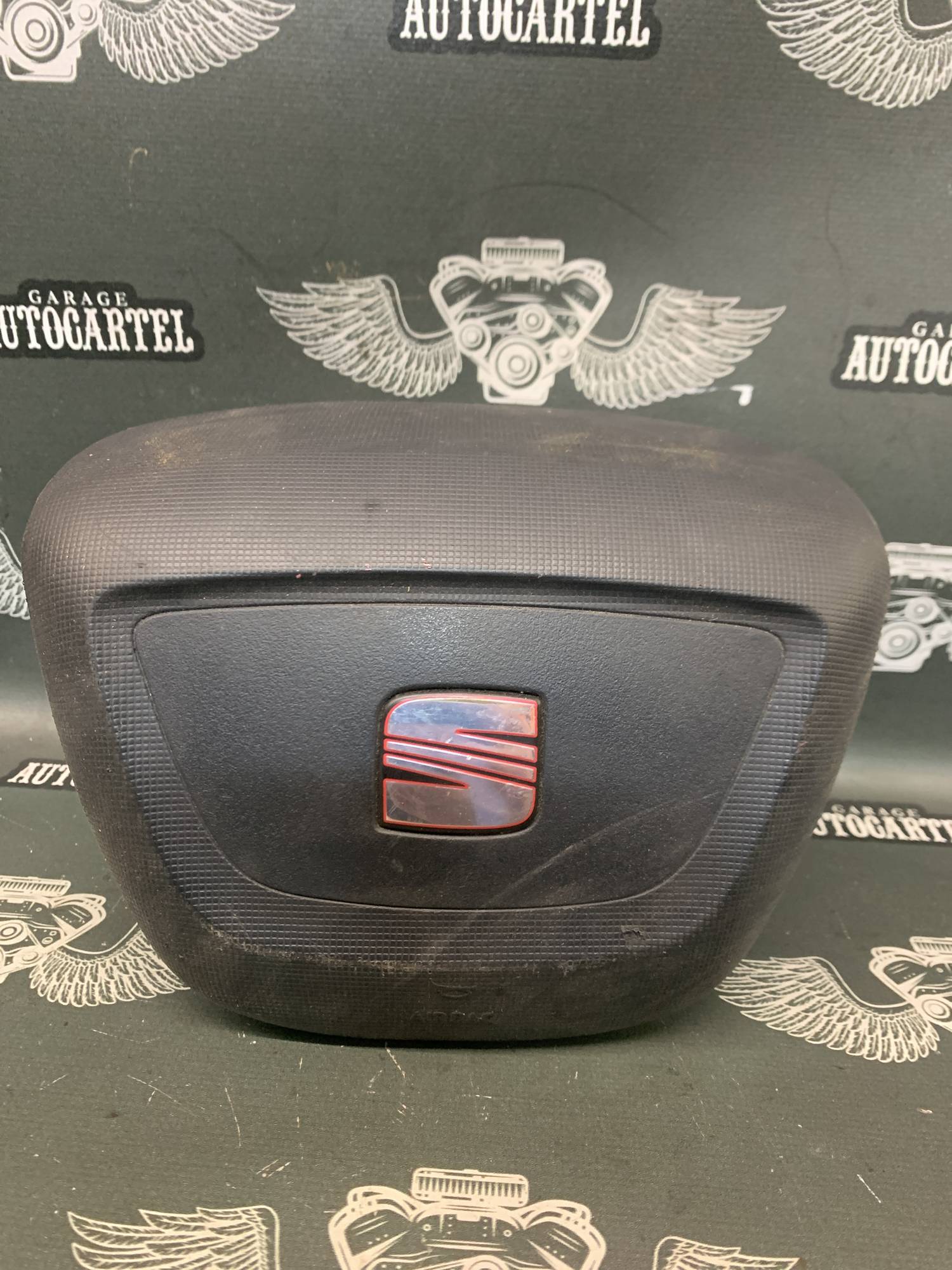 6j0880201k подушка безпеки водія seat ibiza iv 6j0880201k