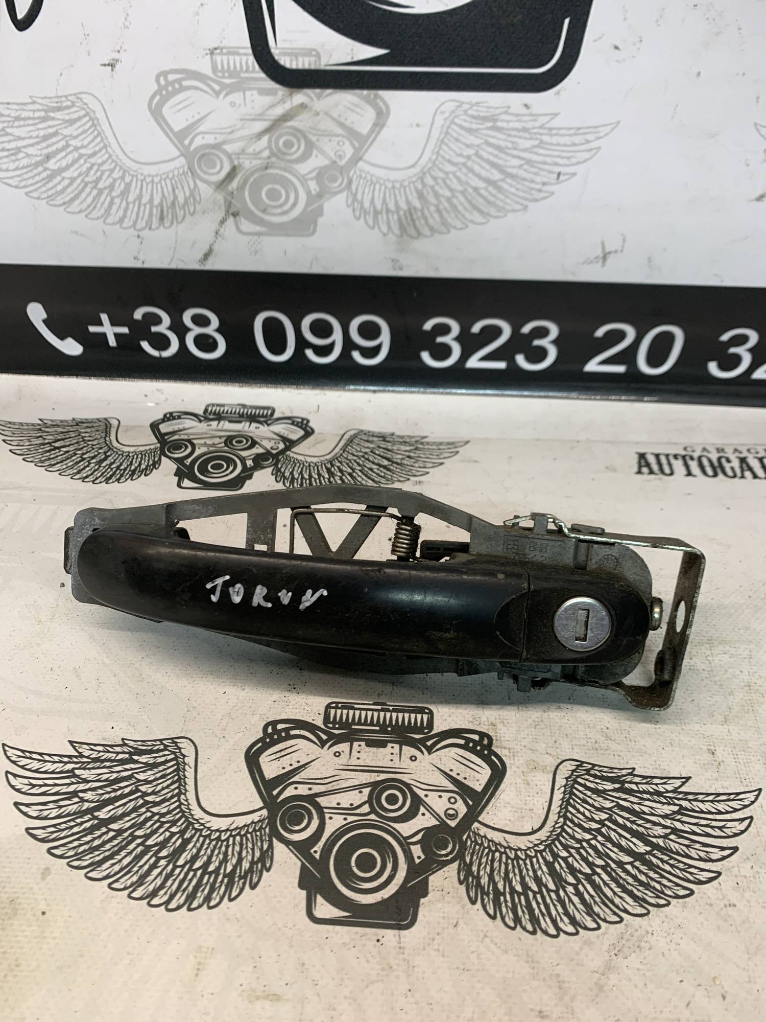 Кронштейн ручки двері передня ліва Volkswagen Touran 1t0839885a