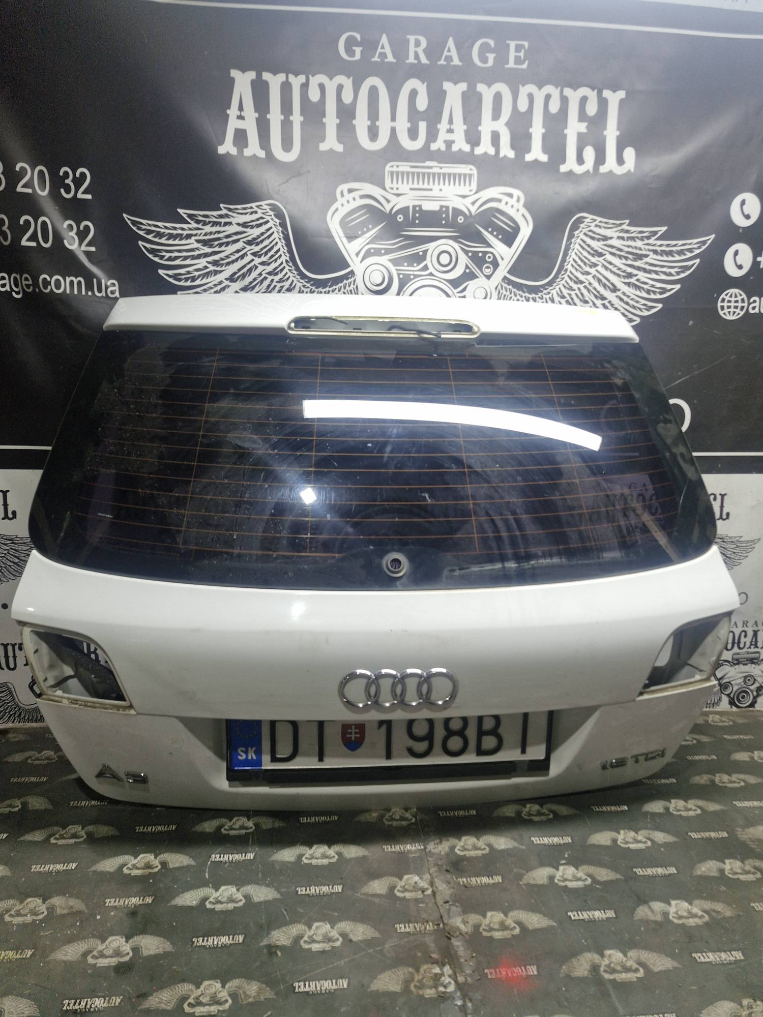 21843464 задня ляда кришка багажника Audi a3 8p
