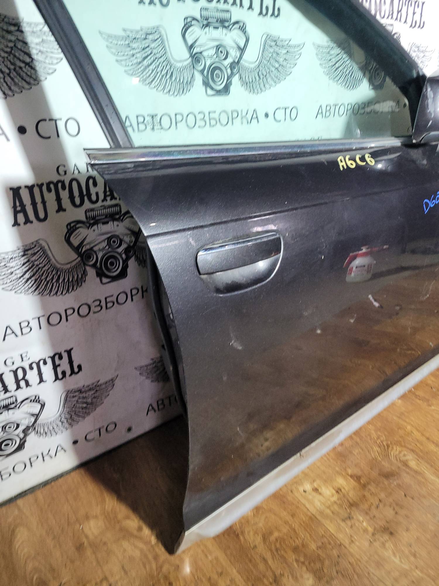 Дверка передня права audi A6 C6 2004-2011