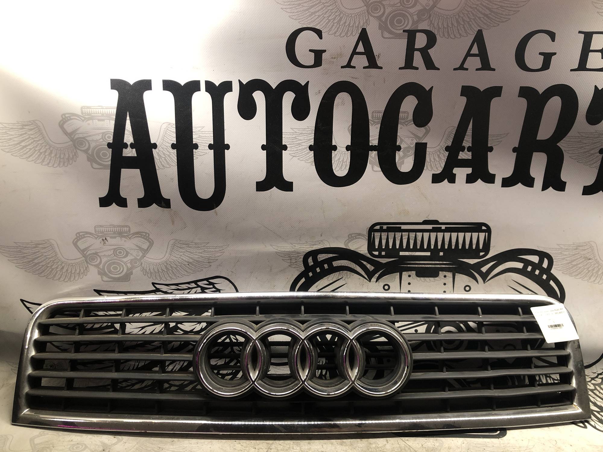 Решітка радіатора Audi A4 B6 (2001-2004) 8E0853651F
