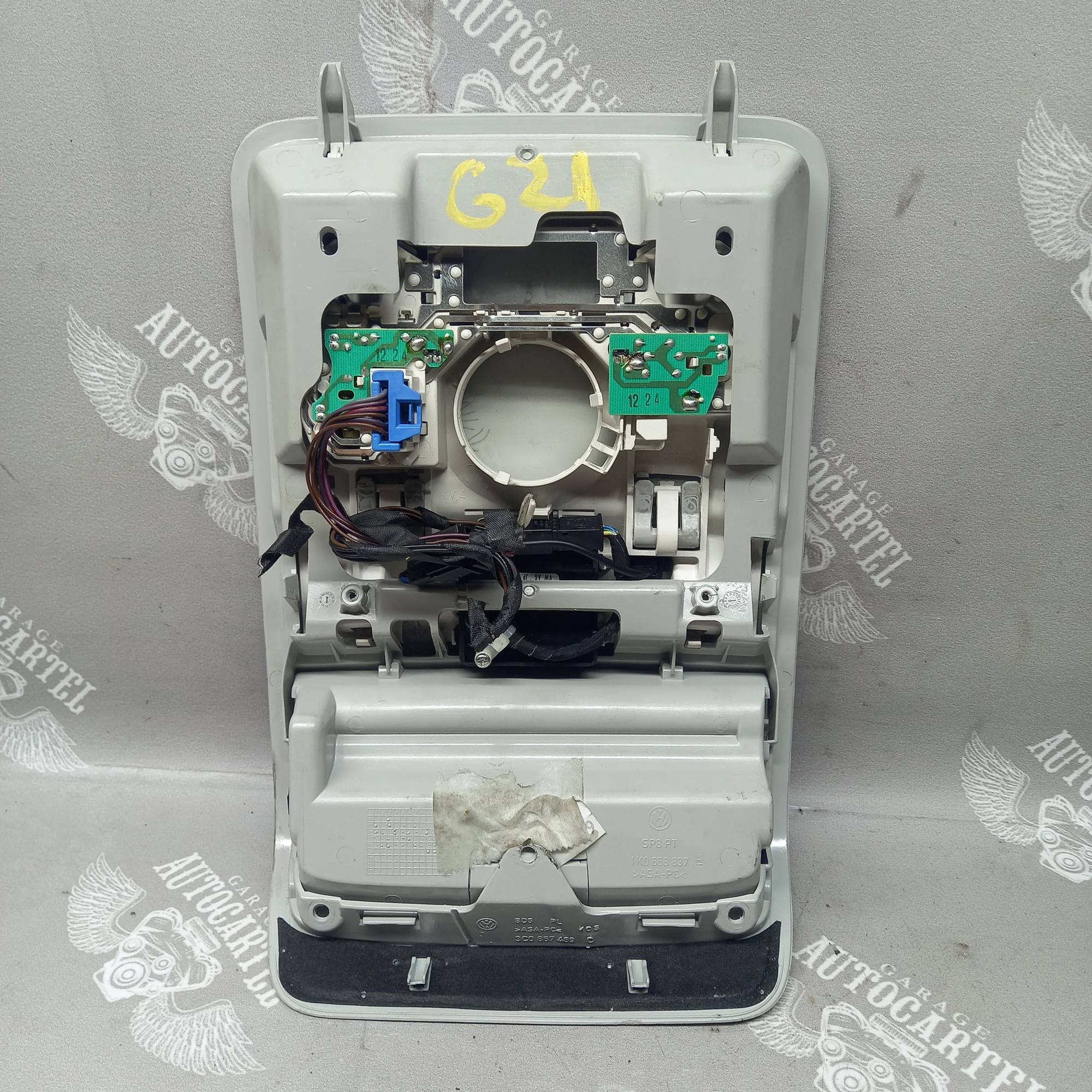 Плафон освітлення салону VW Passat B6, 3C0867489C