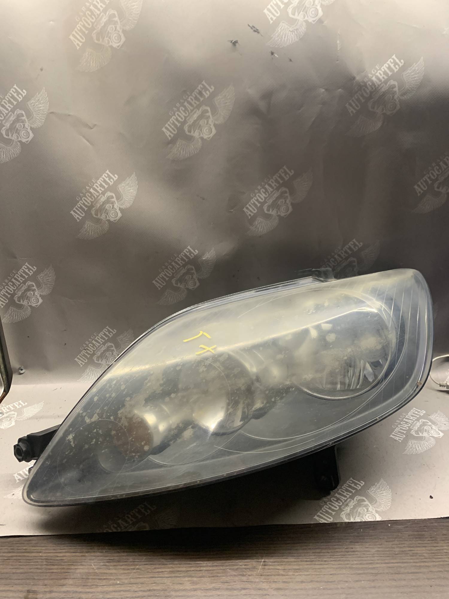 Фара ліва (полірування) VW Golf Plus 2005-2014 5m1941005b