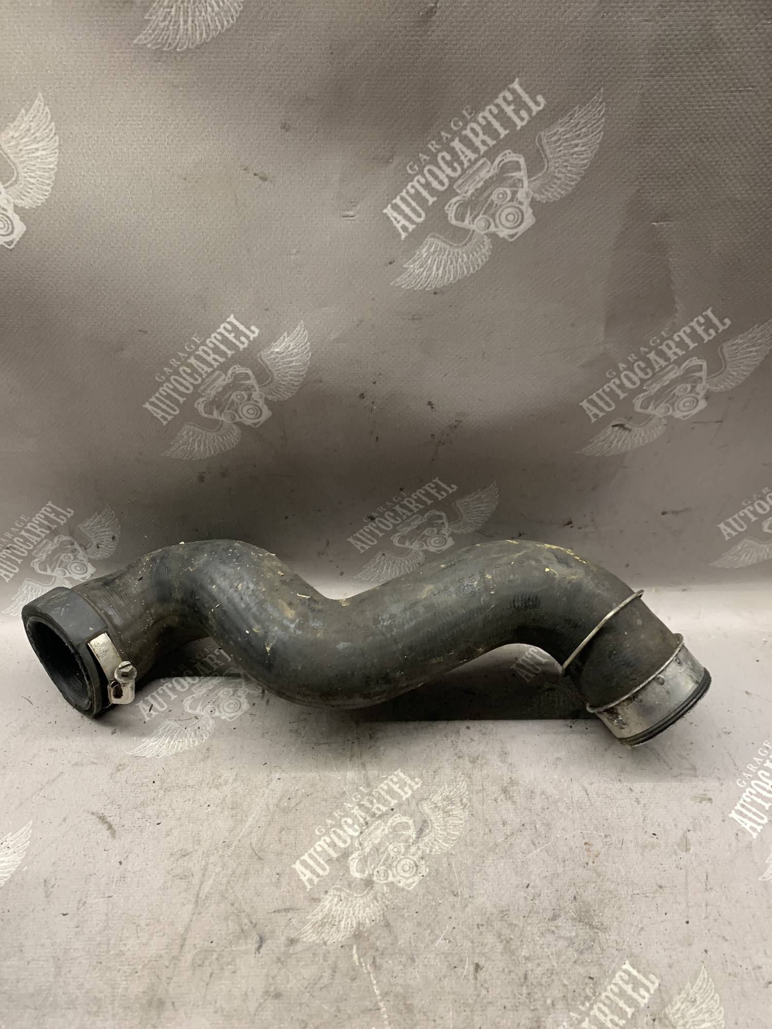 Патрубок інтеркулера Audi a4 b7 8E0145834p