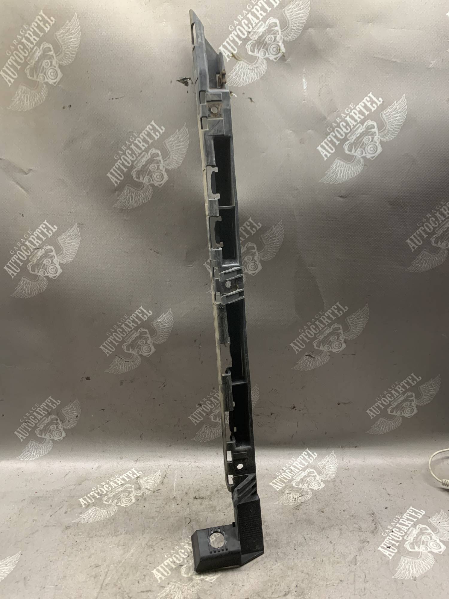 Кріплення бампера заднього лівого BMW 7 E65 E66 51128245313