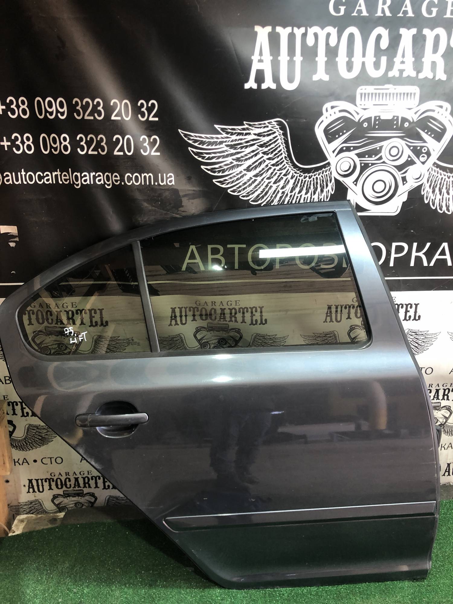 Дверка задня права Skoda A5 ліфт бек 21975066