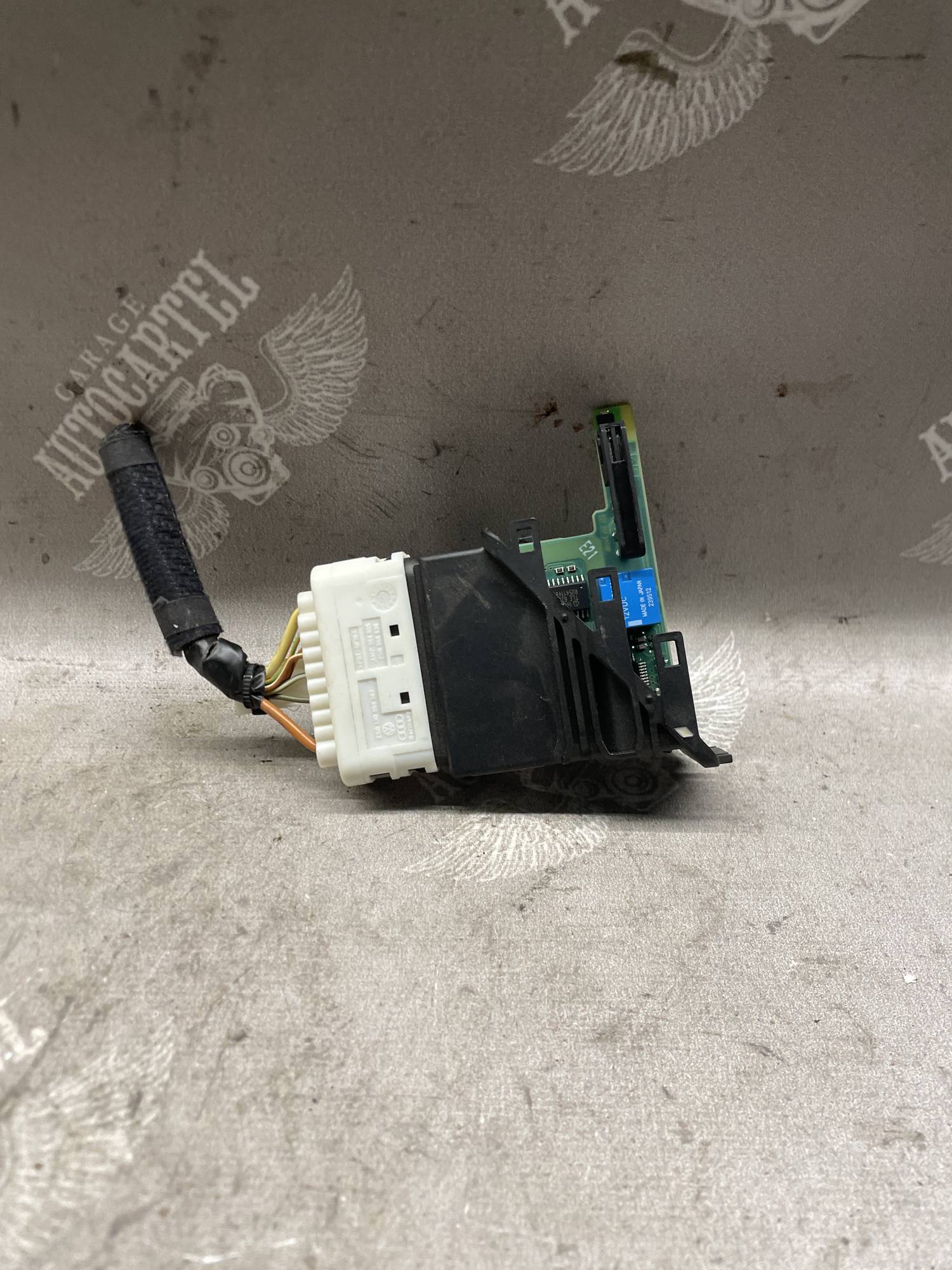 Блок керування дверей задньої правої VW PASSAT B6 9934-25-200