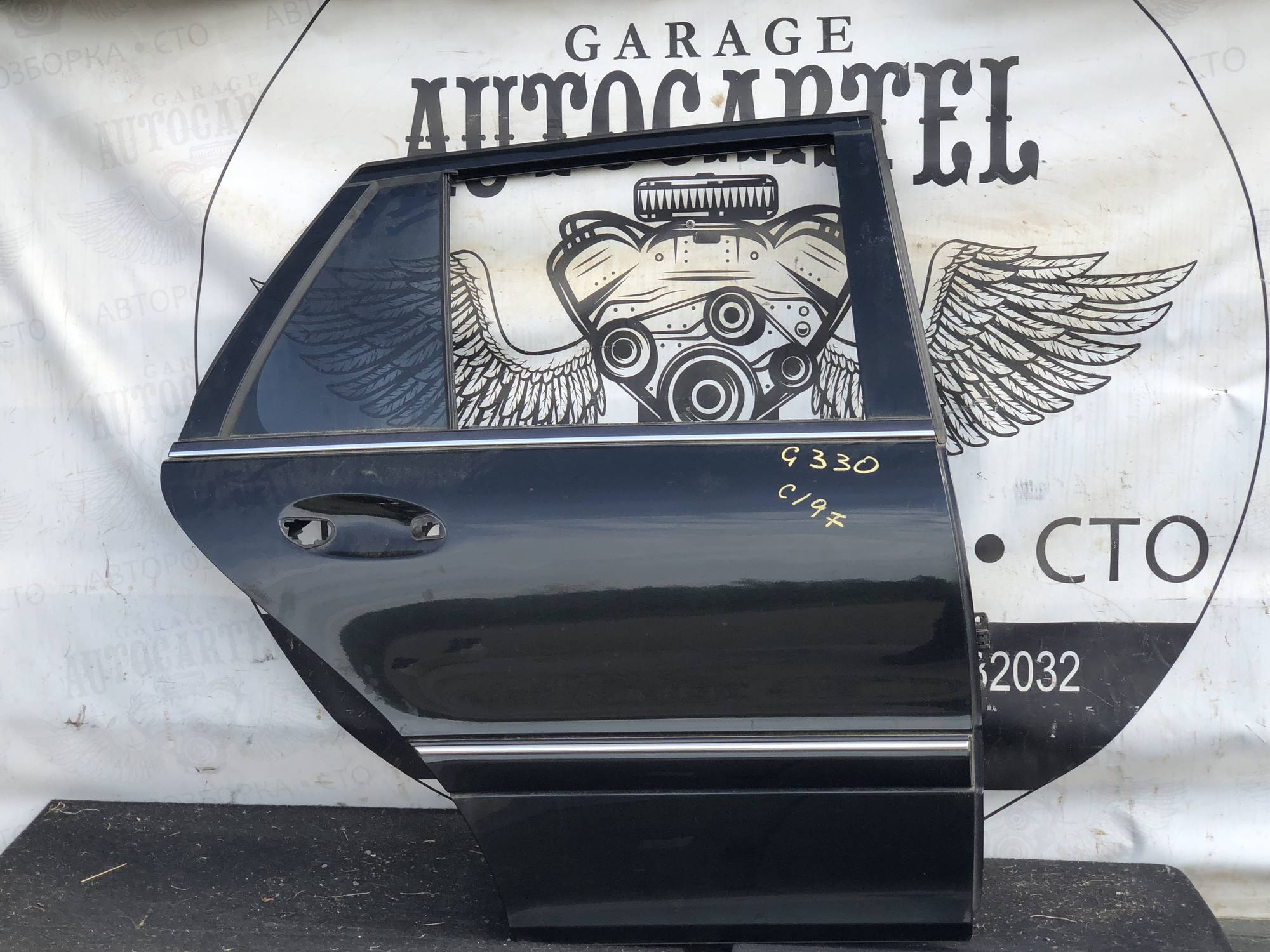 Дверка задня права Mercedes C. Class W203 універсал 21104527