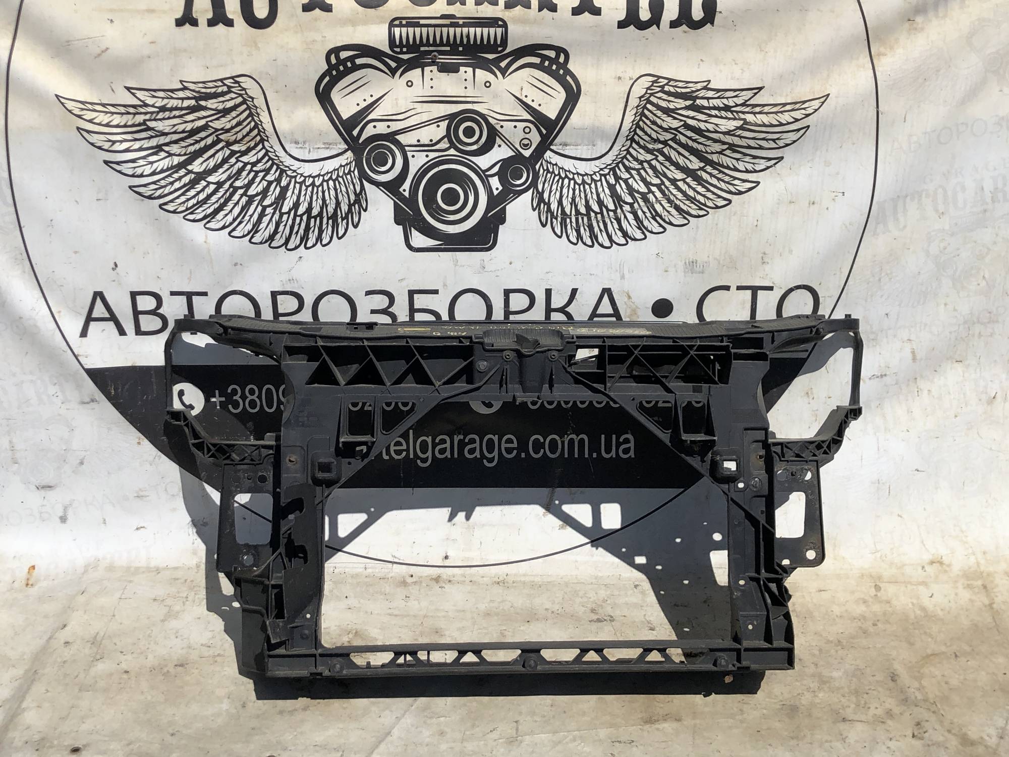 6J0805588 панель передня телевізор Seat Ibiza 6j