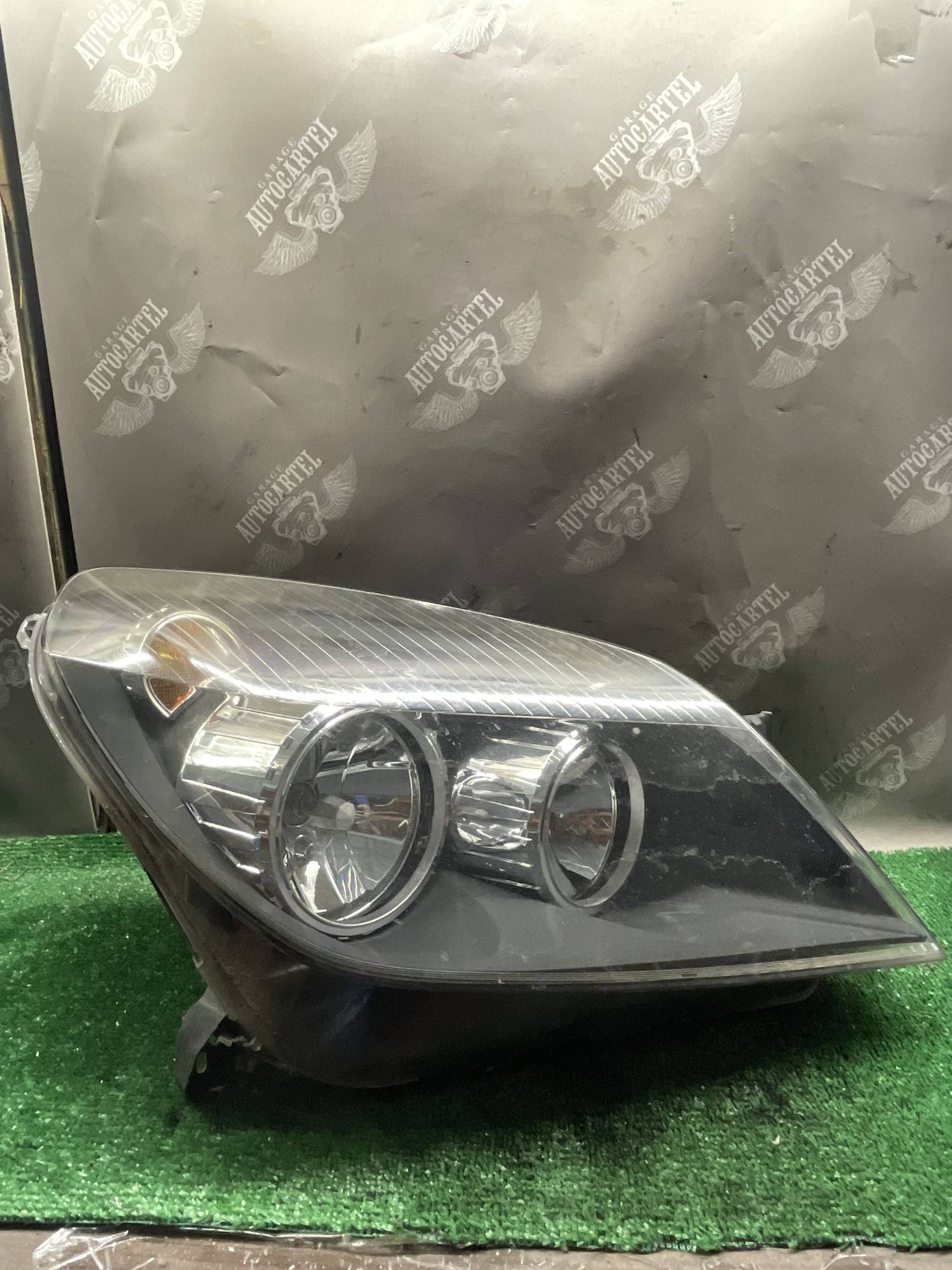 Фара передня права DEPO Opel Astra H 08-442-1140r дефект кріплення