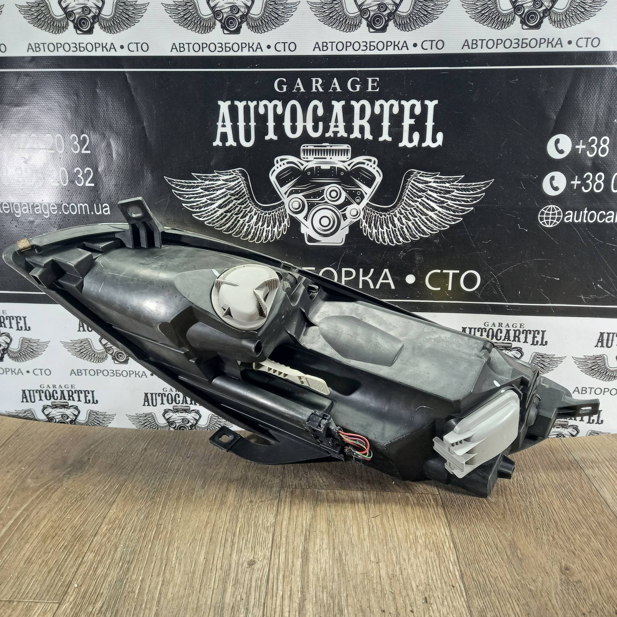 Фара передня права Mitsubishi Colt (Z3) 2004-2012 0301208202 81465 /