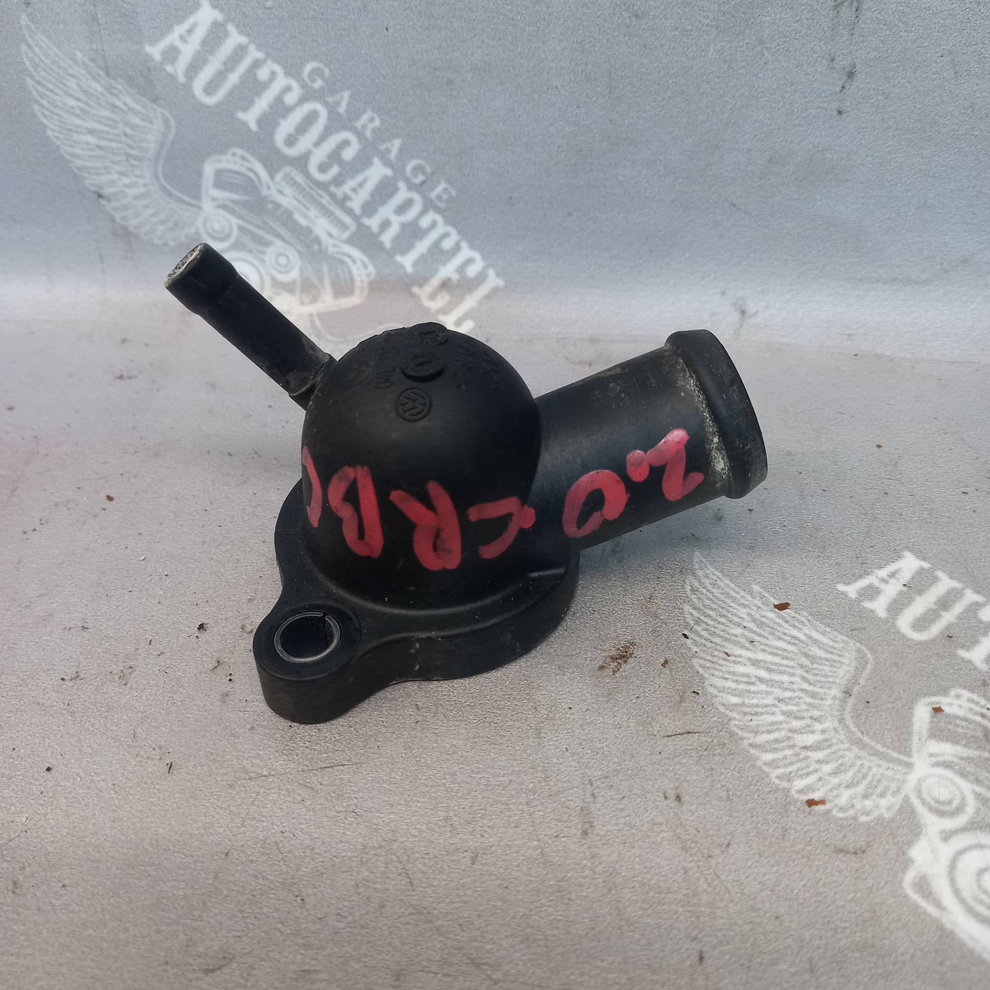 Фланець системи охолодження Octavia 3 A7 Skoda 1.6d 2.0d 04l121131j