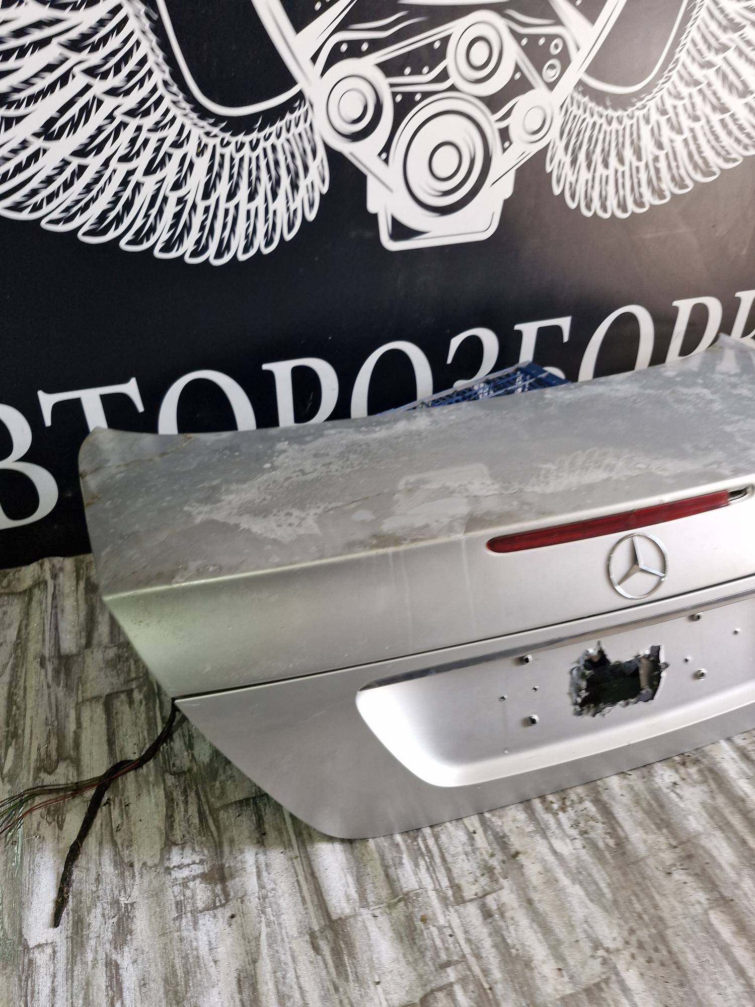 Кришка багажника седан Mercedes W211 E class, 2003-2009 21511172