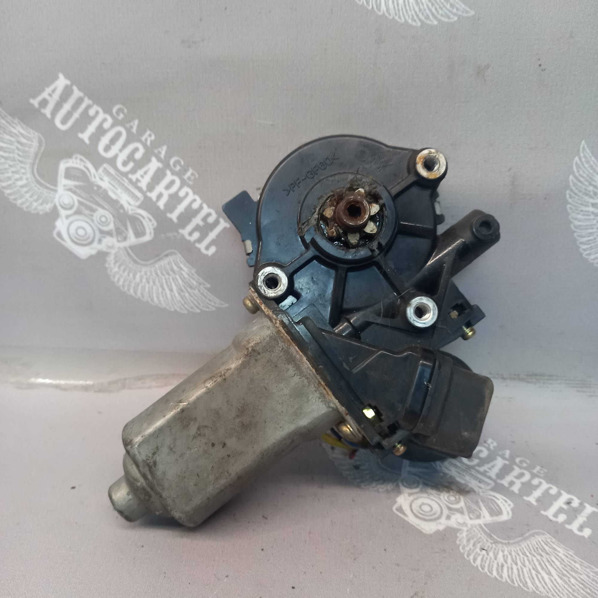 85720-52110 Моторчик склопідйомника лівий передній Toyota Rav 4 3 2006 - 2009