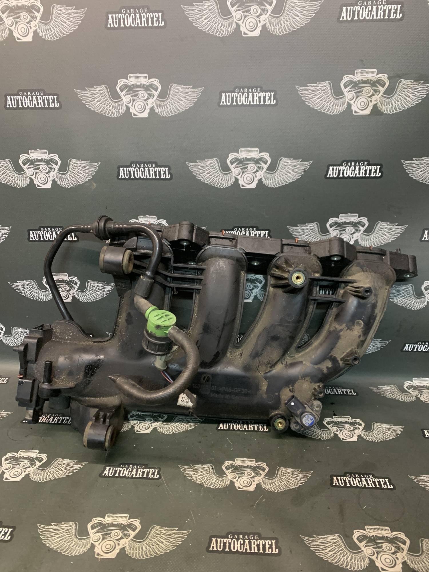 Колектор впускний пластик Mercedes CLK 1.8 16V (W209) a2711400601