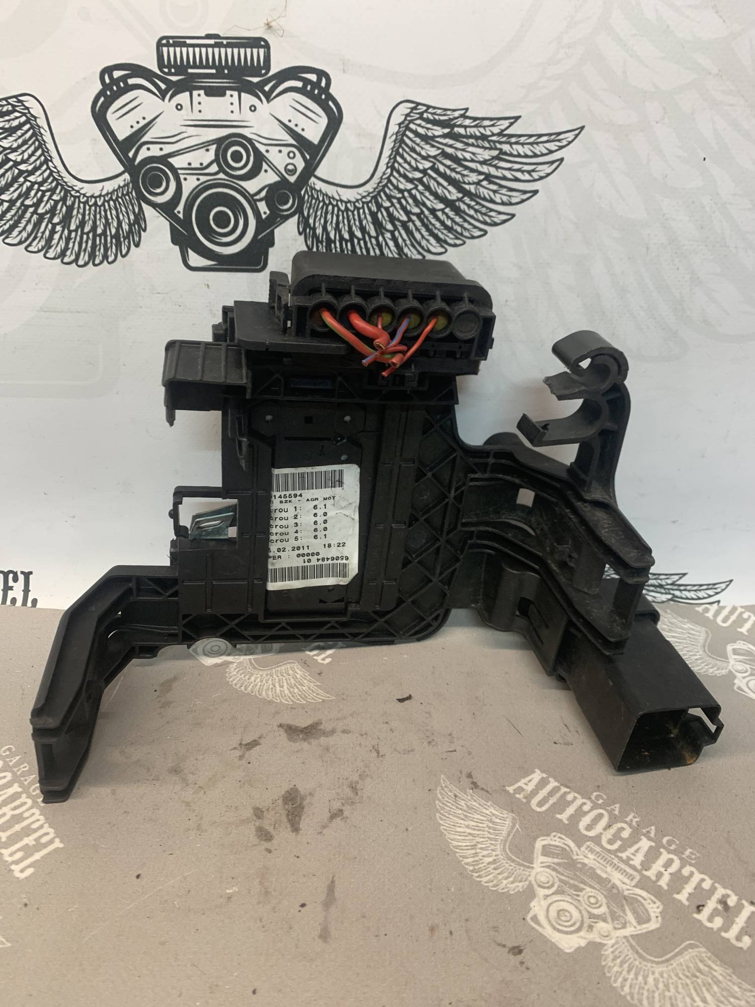 Блок запобіжників, модуль аккумулятора VW Polo V 6r0937621