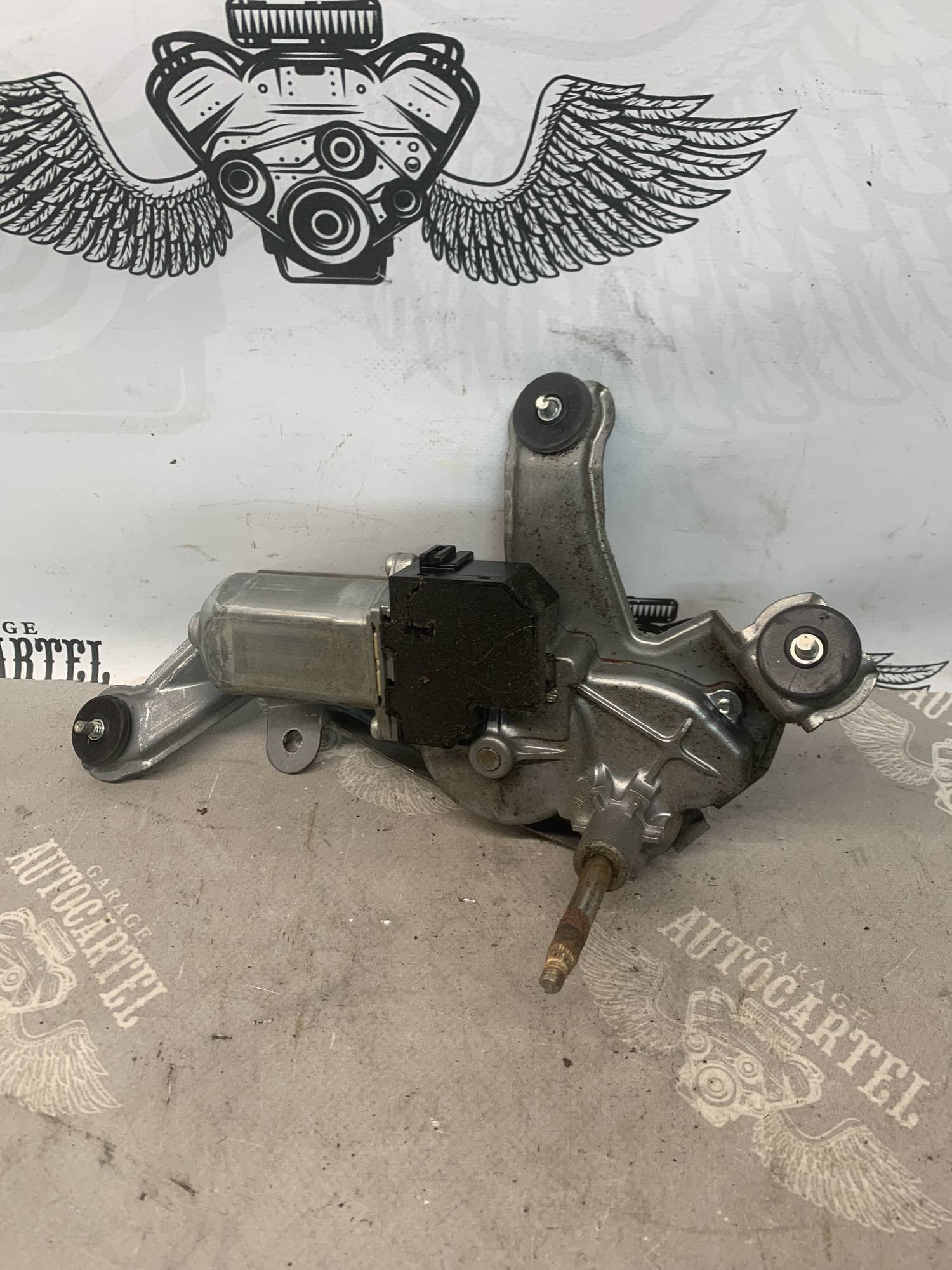 Моторчик склоочисника зад Toyota Rav 4 85130-42060