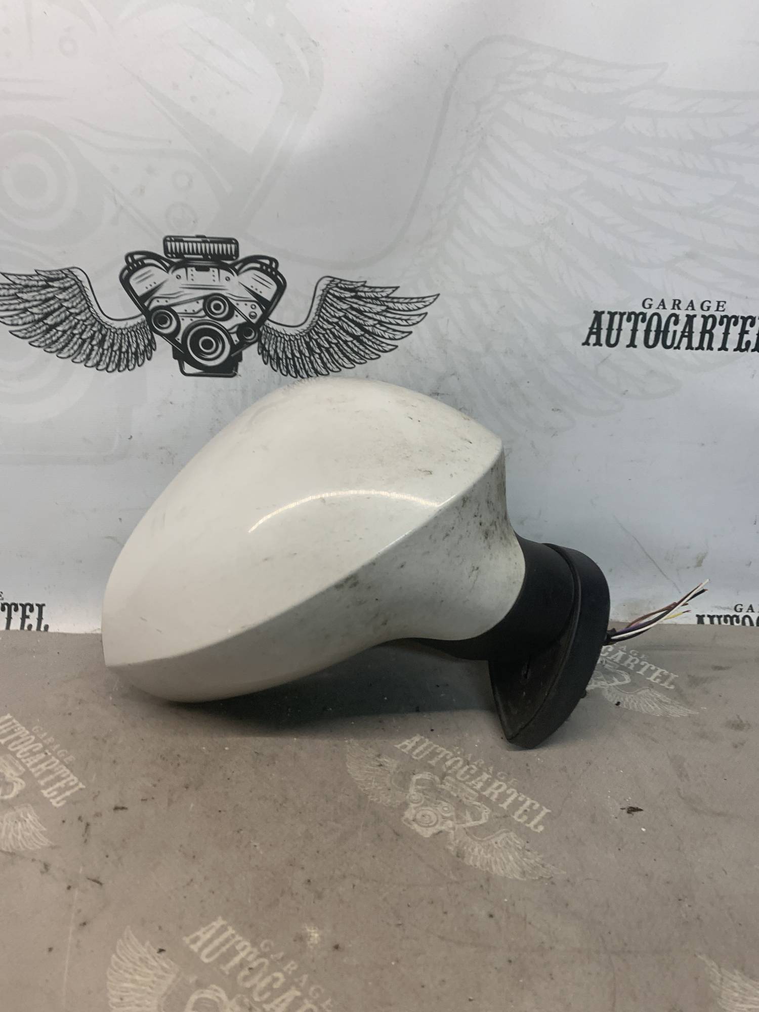 Зовнішнє дзеркало праве електричне 9 pin Seat Exeo e9024456, 21744402