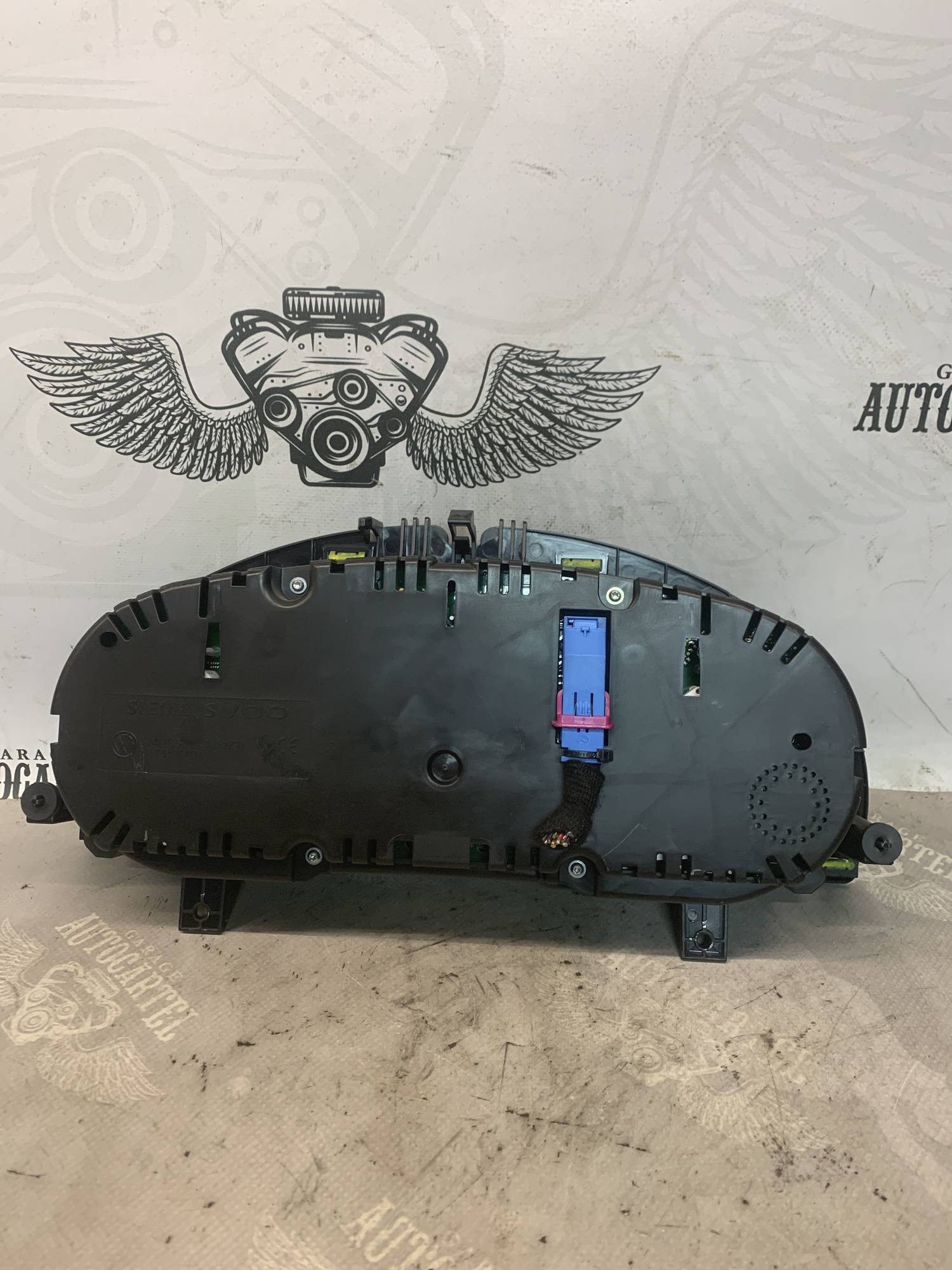 Панель приладів VW PASSAT CC 3c8920870
