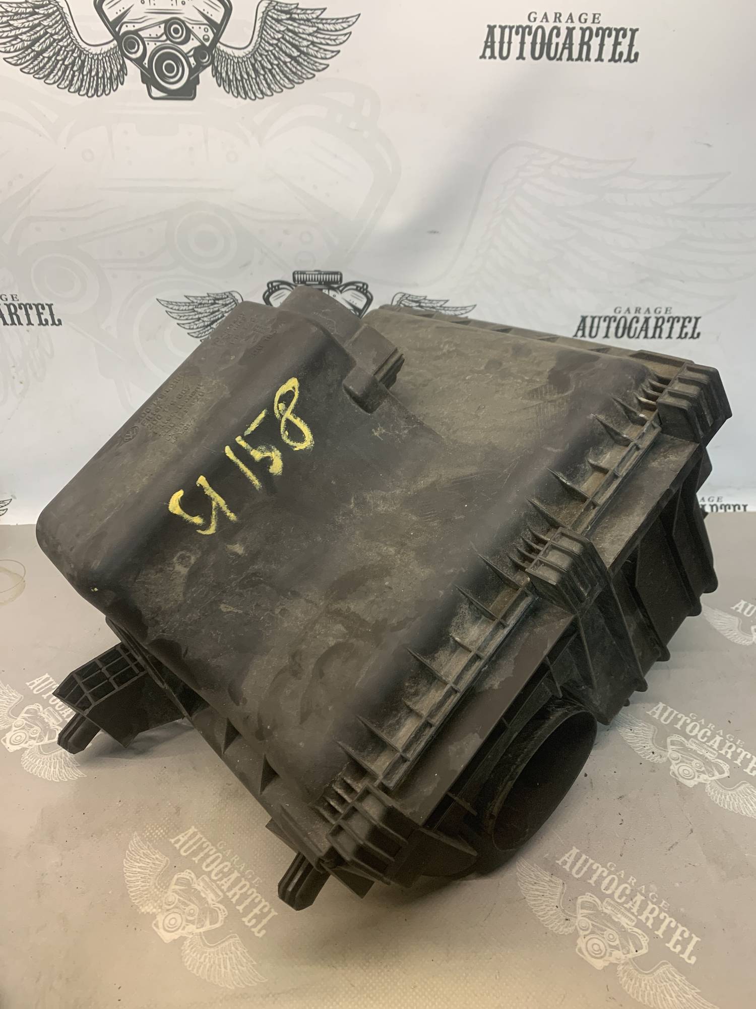 Корпус повітряного фільтра Volkswagen 2.5 SDI ,2.5 TDI LT28-55 2d0129601b