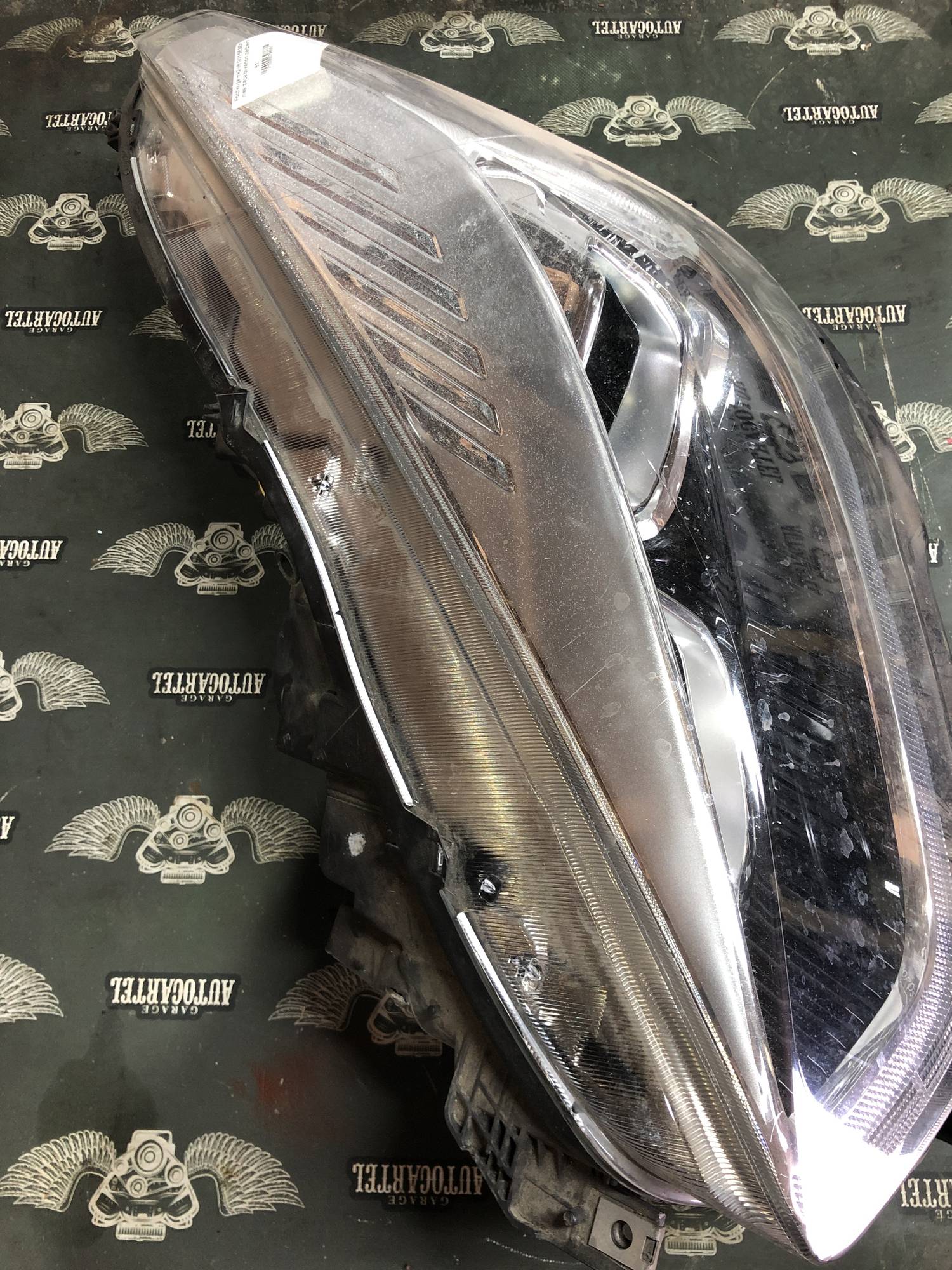Ford kuga mk2 lift 90156361 ліва фара bi-xenon дефект